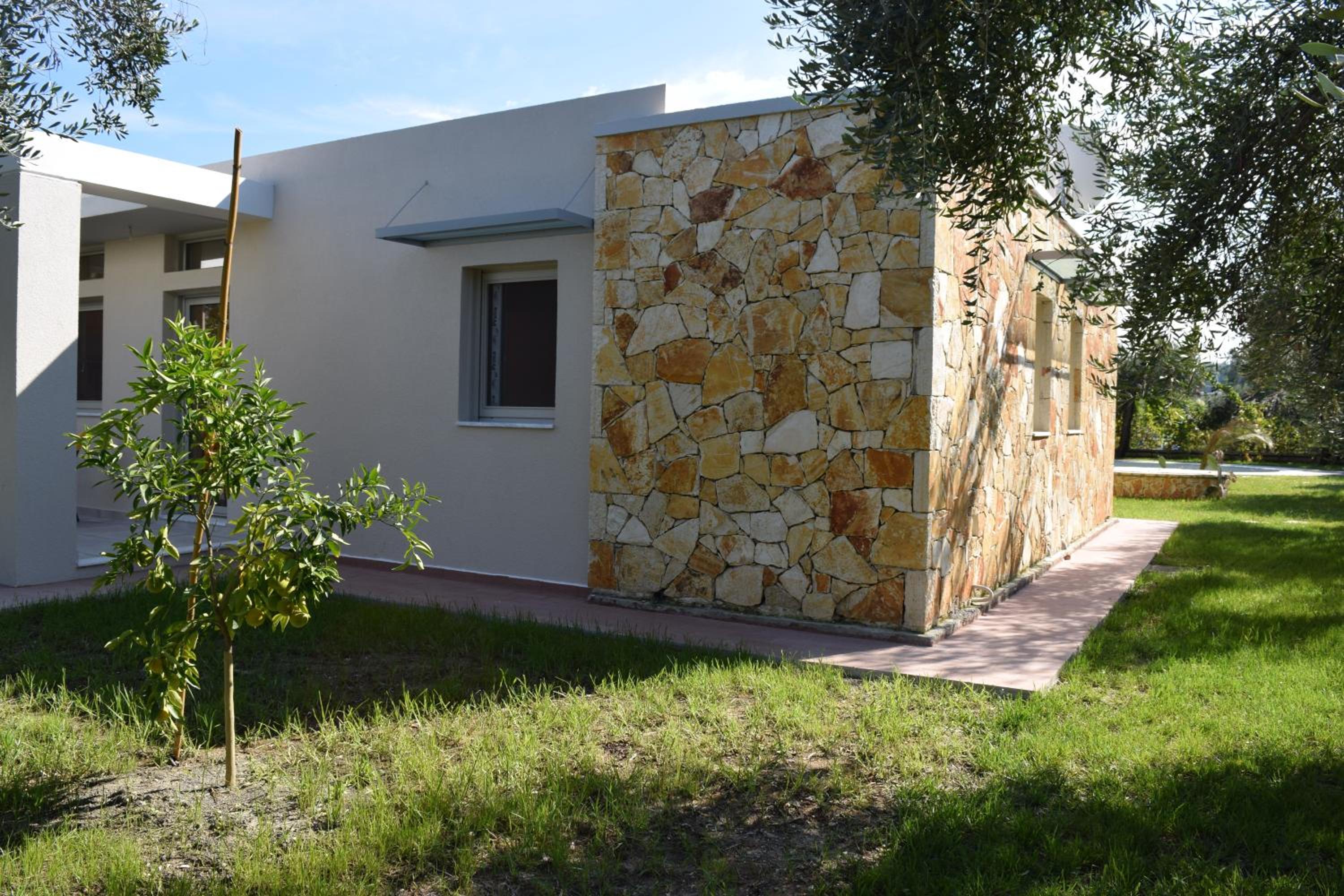 Photo 28