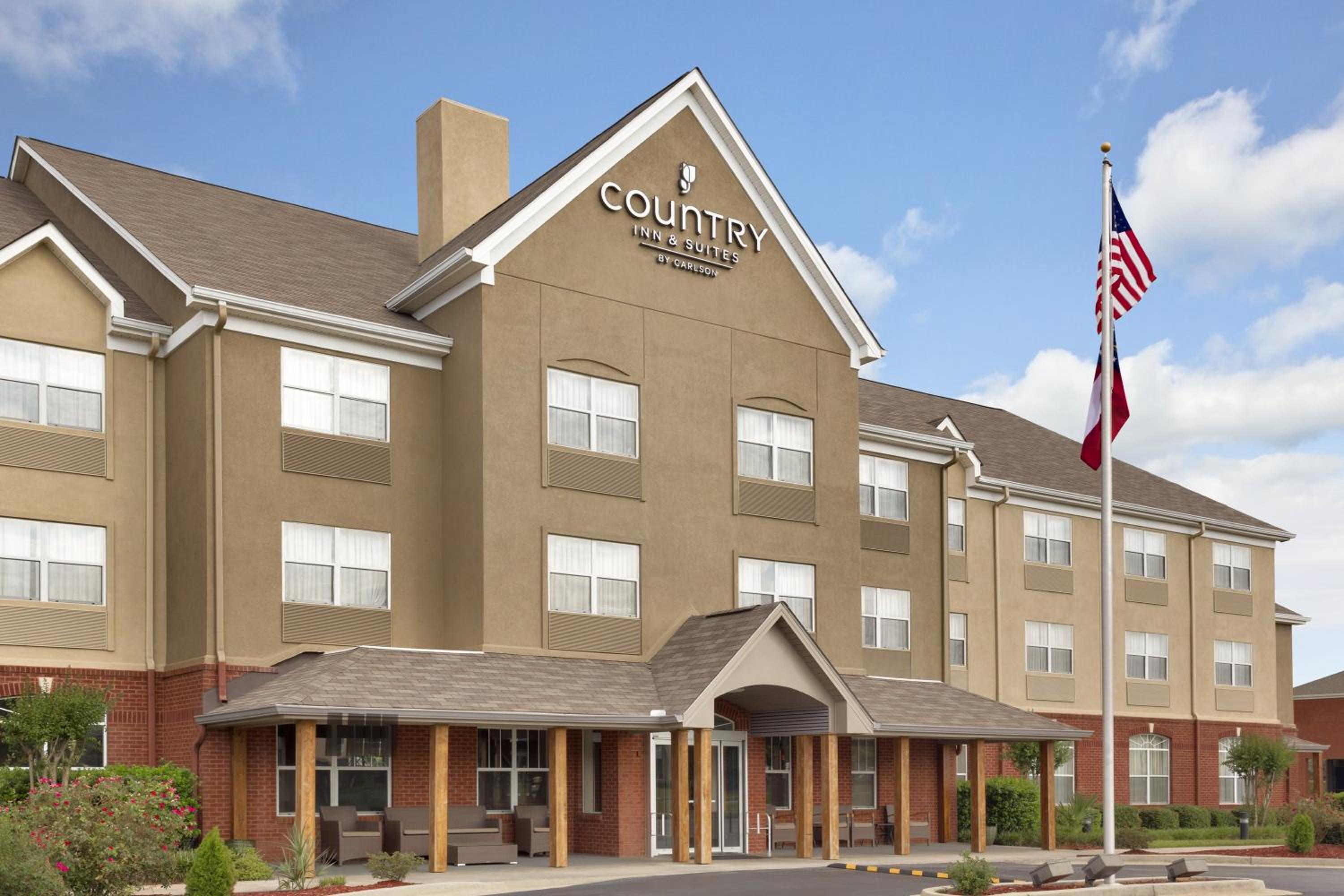 Warner Robins Vacations - Country Inn Suites by Radisson, Warner Robins, GA - Property Image 45