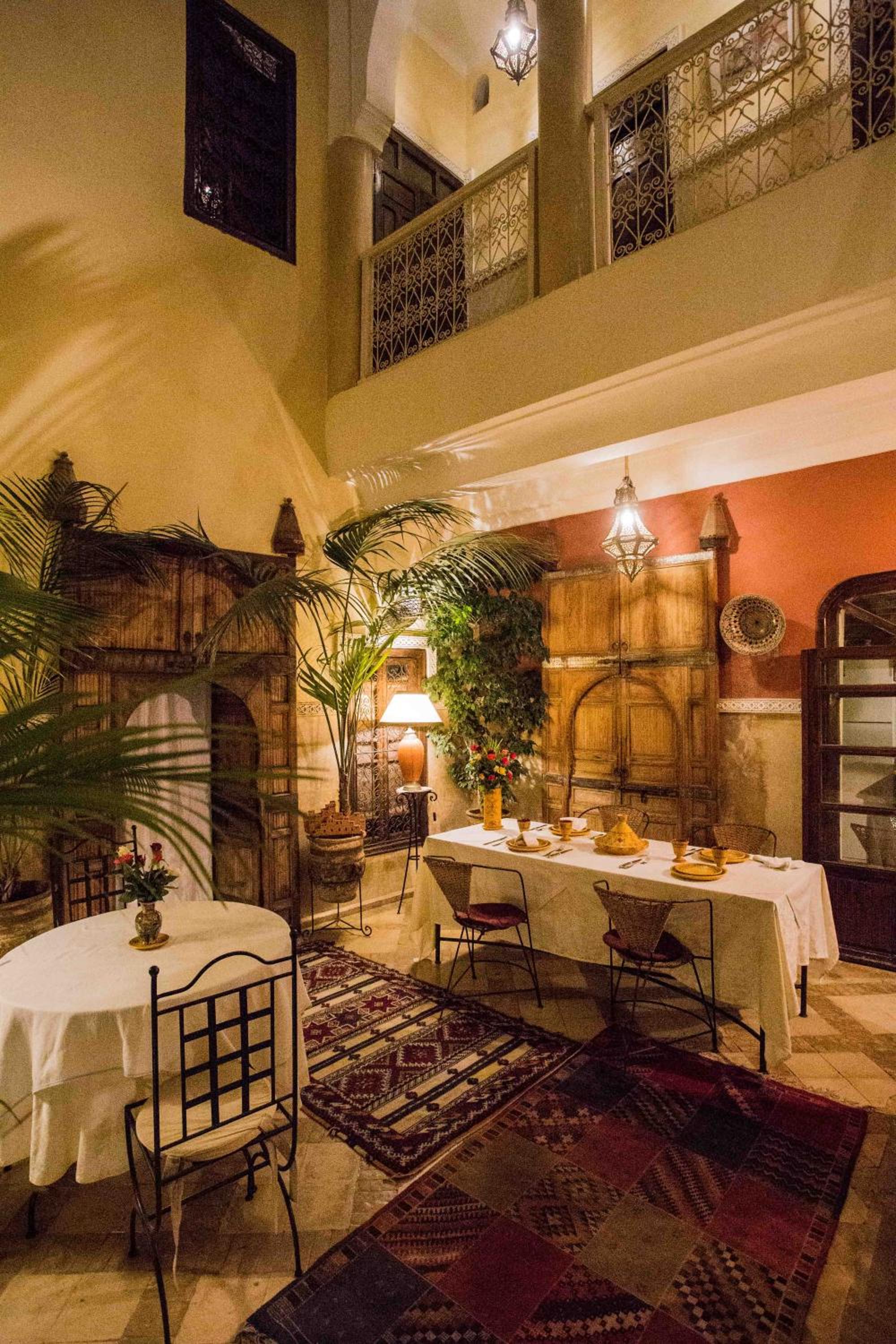 dining