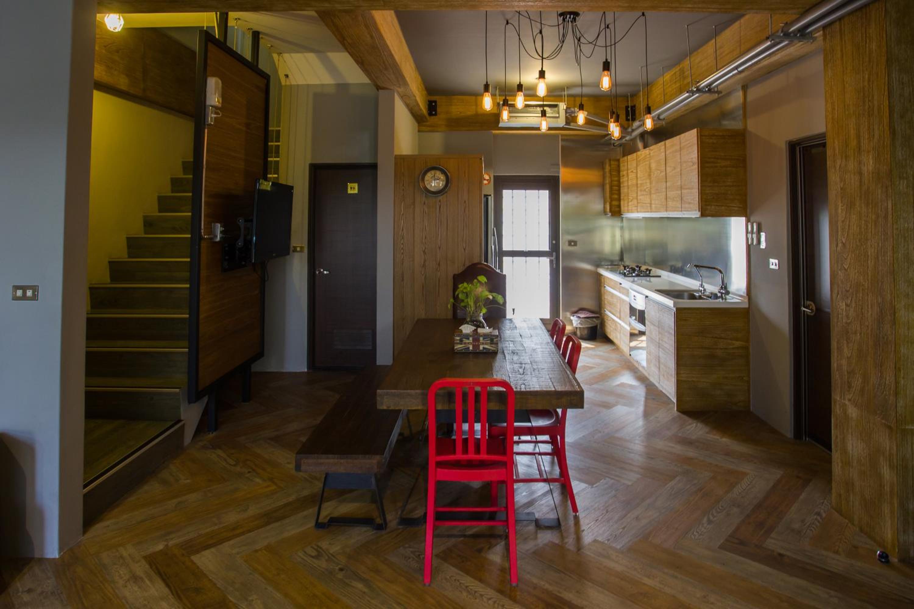 Ji Ye Jing Zhan B&B
