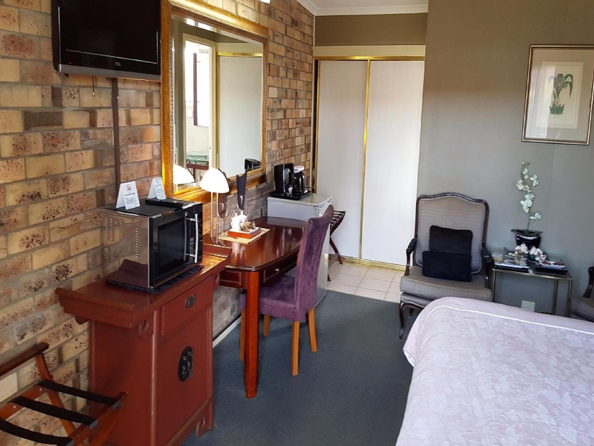 Centrepoint Midcity Motor Inn