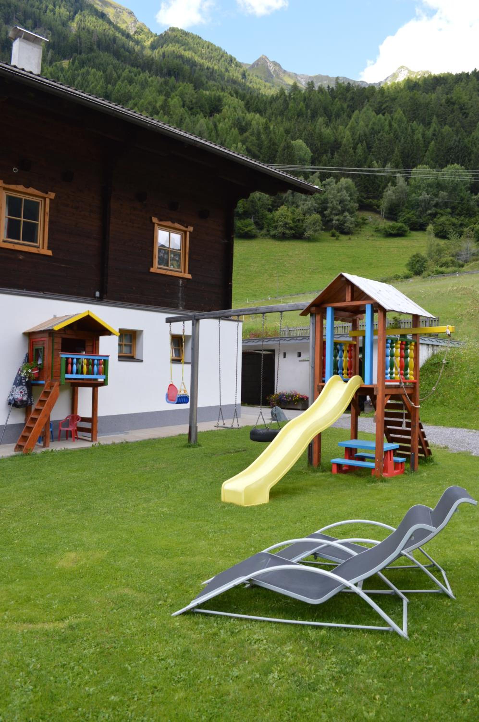 Ferienwohnungen Niederarnigerhof Familie Bauernfeind