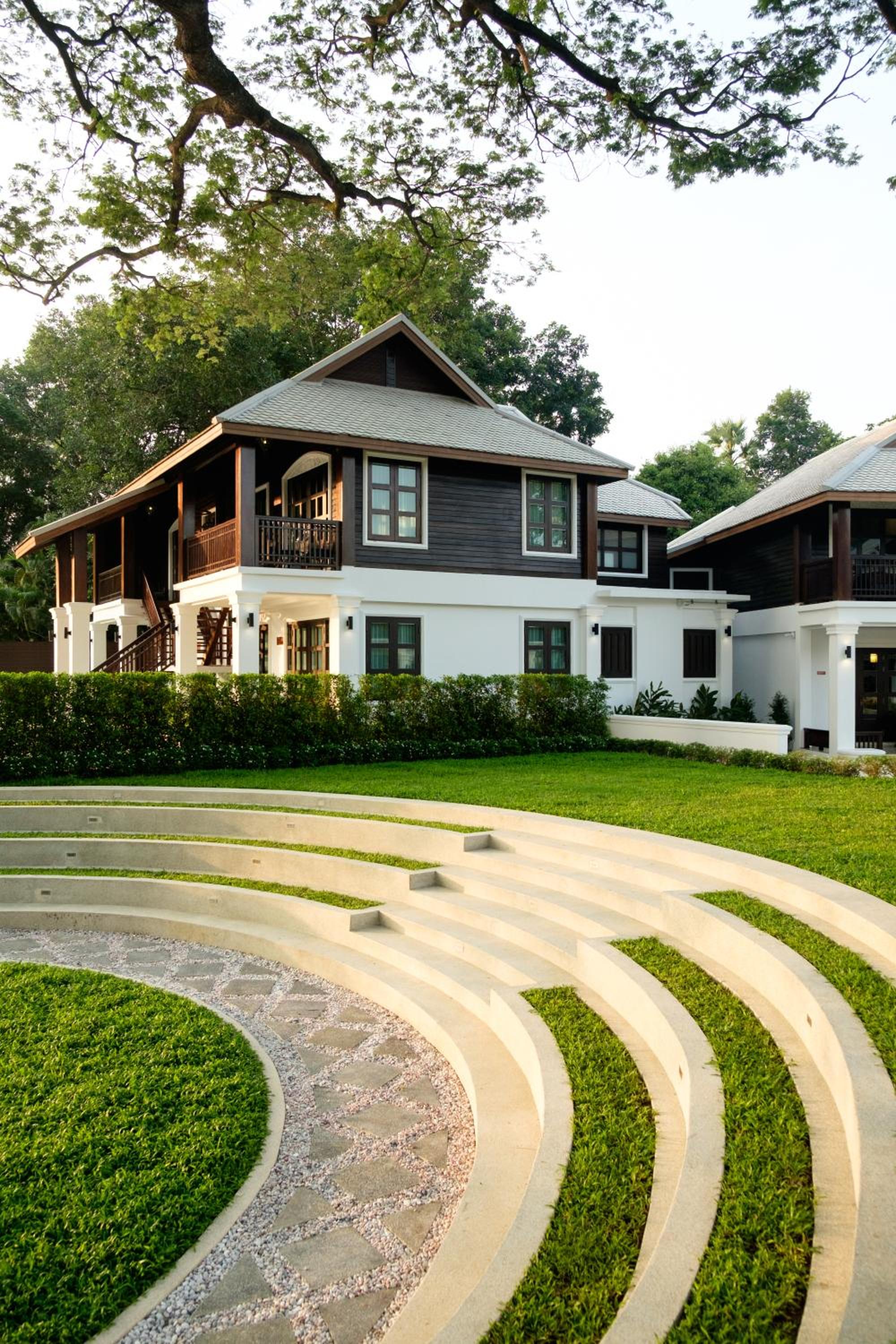 Na Nirand Romantic Boutique Resort