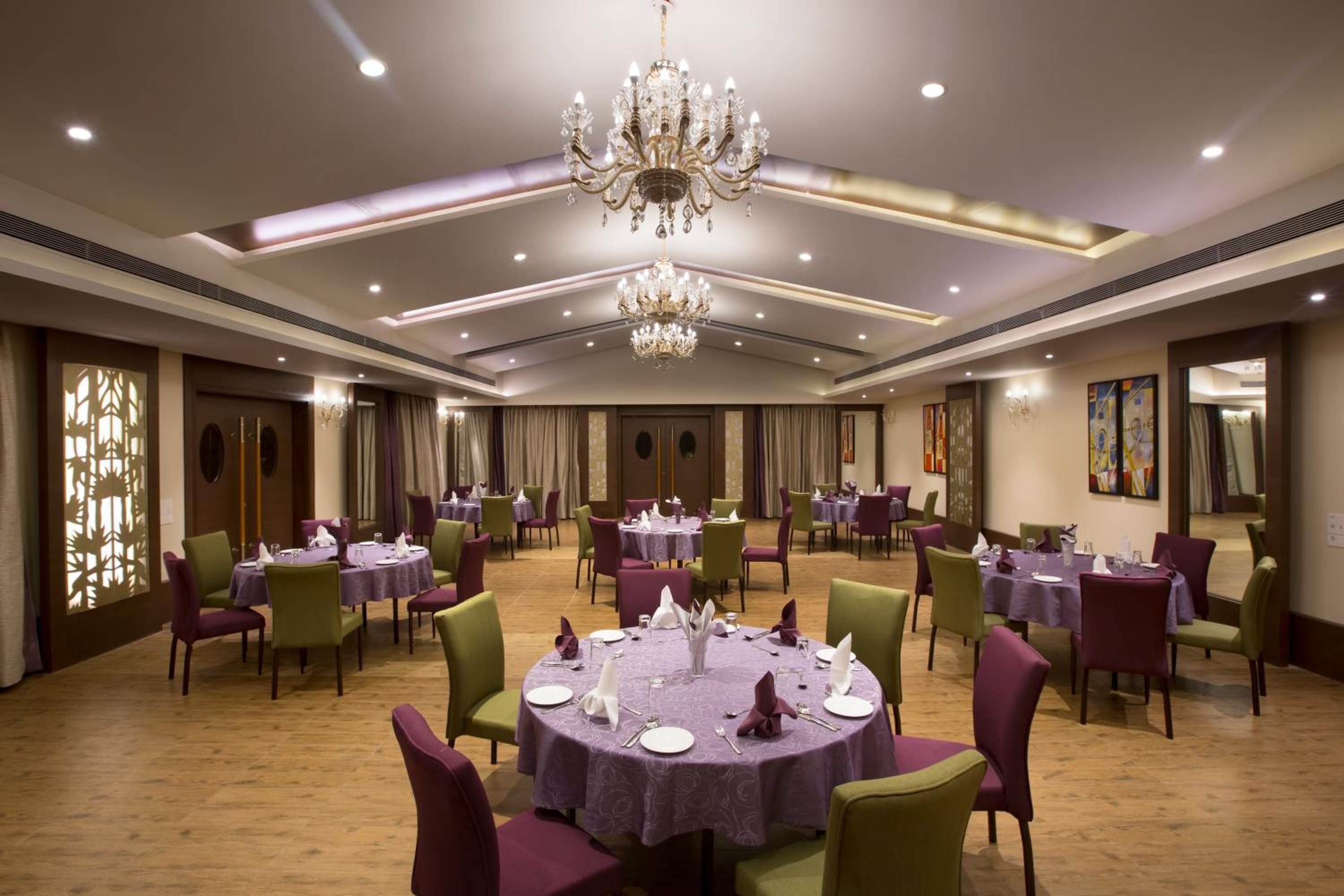 Purple Palms Resort & Spa