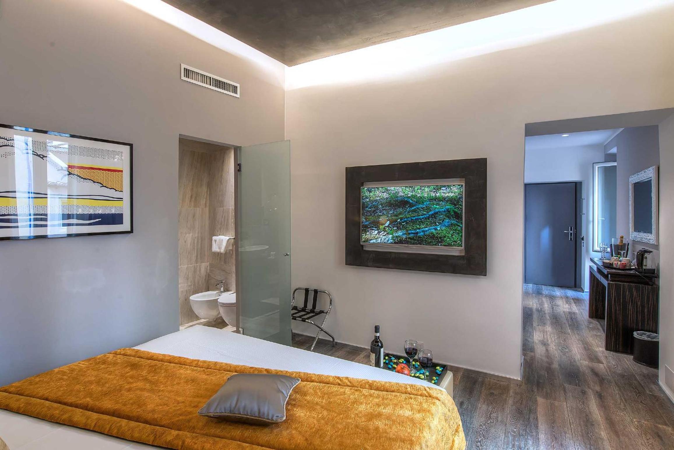 hotel room
