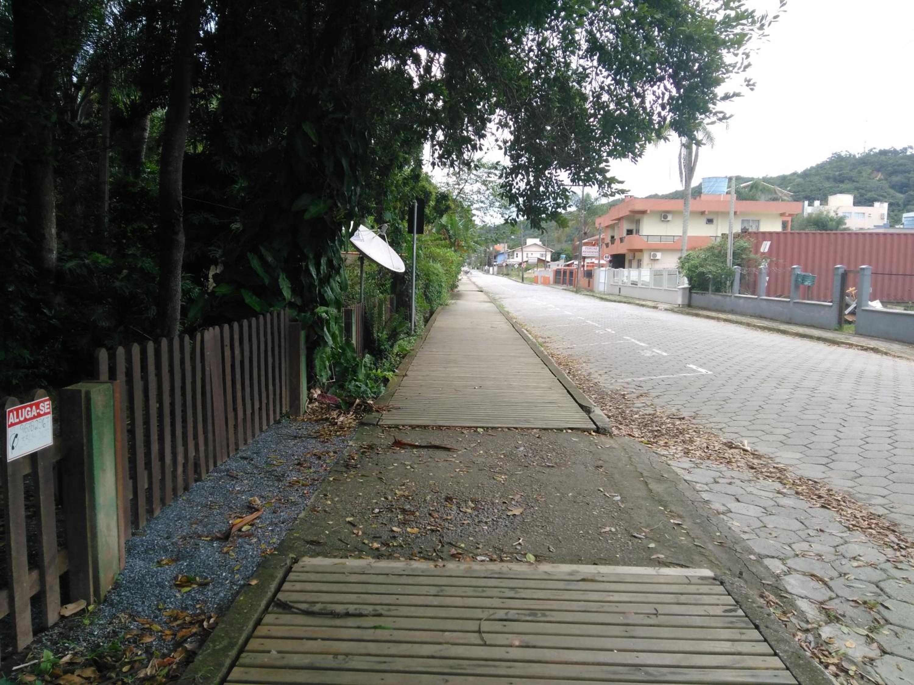 Chalés no centro de Bombinhas