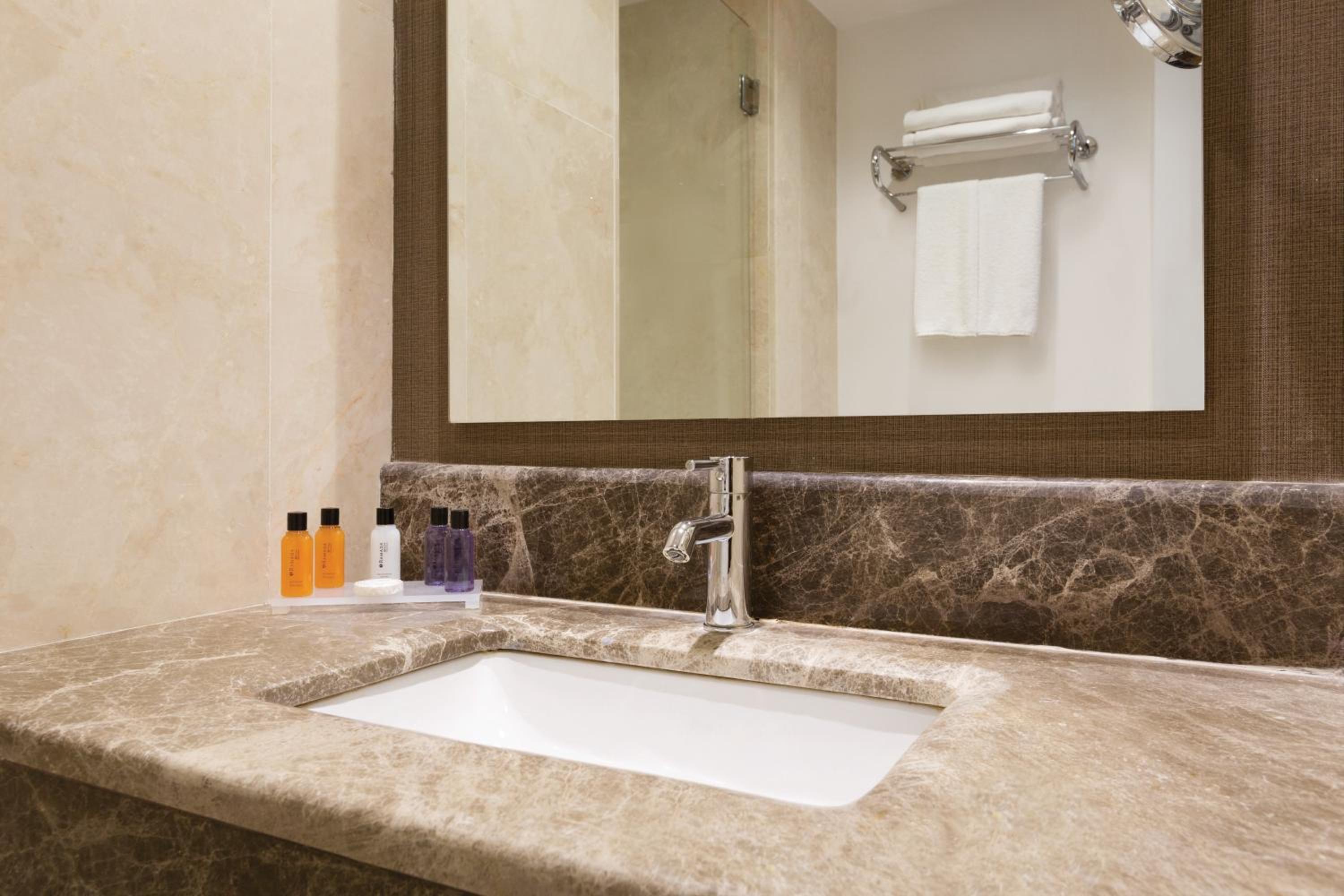 Ramada by Wyndham İstanbul Florya - Image 8