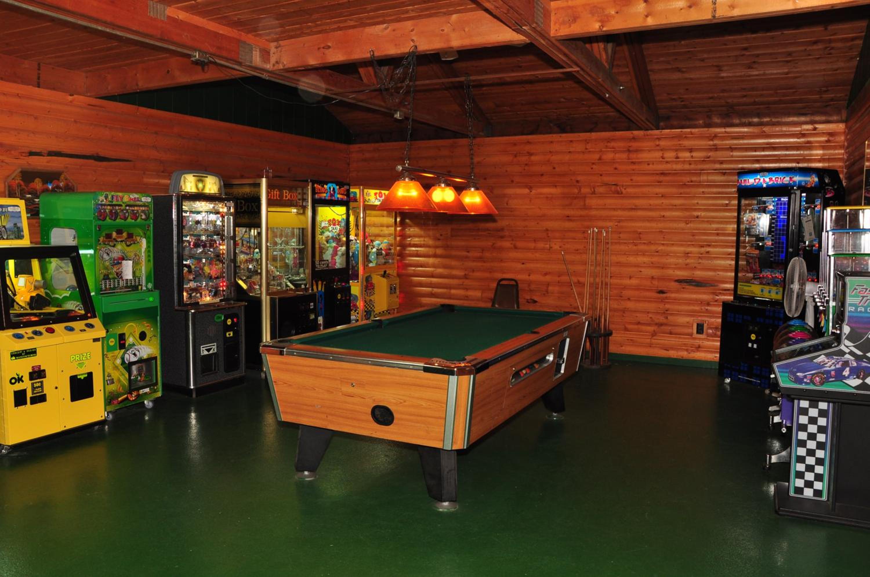 Arrowhead Camping Resort Loft Cabin 20 view 4