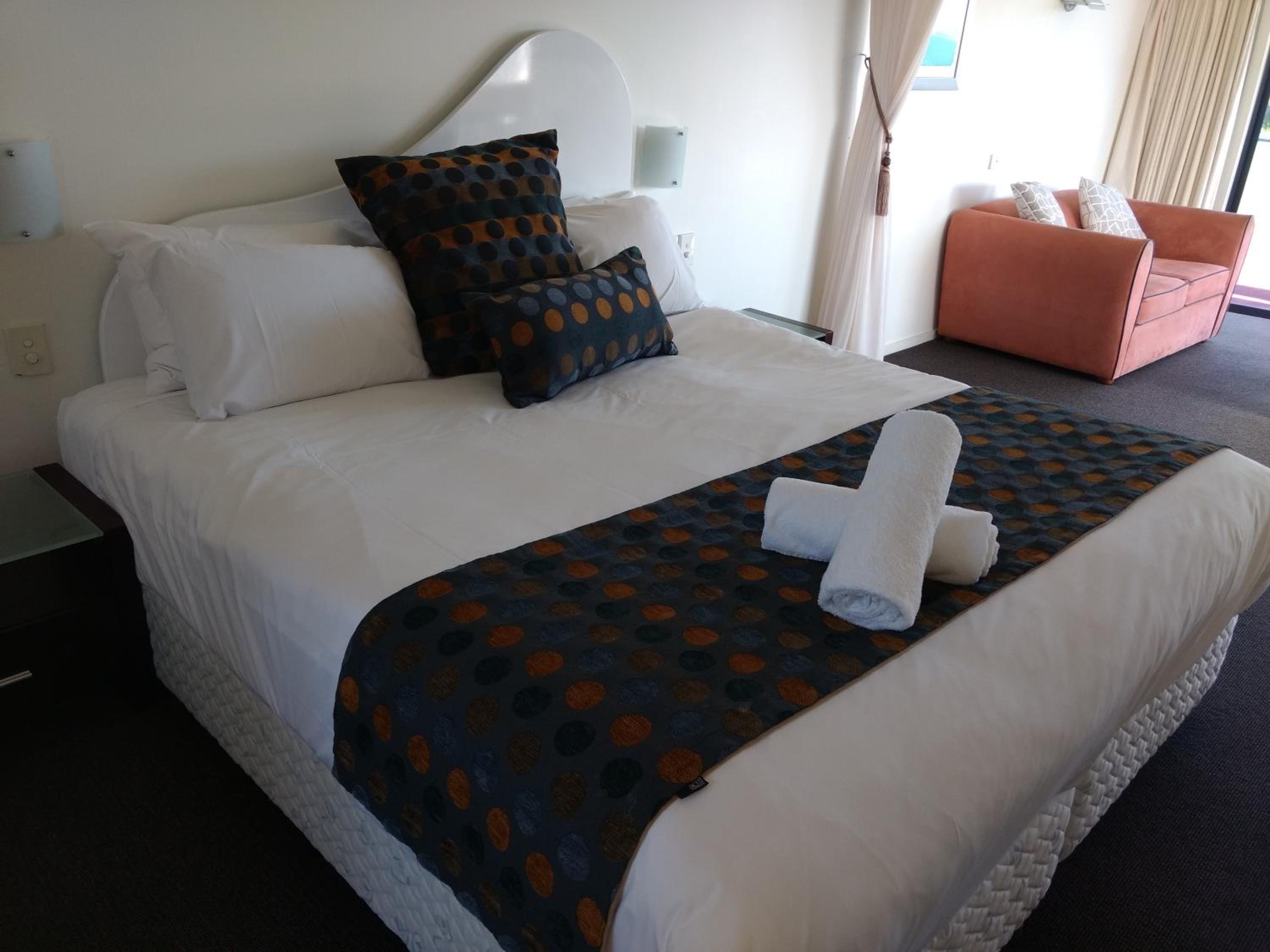 Diamond Island Resort, Restaurant & Bar and Penguin Show