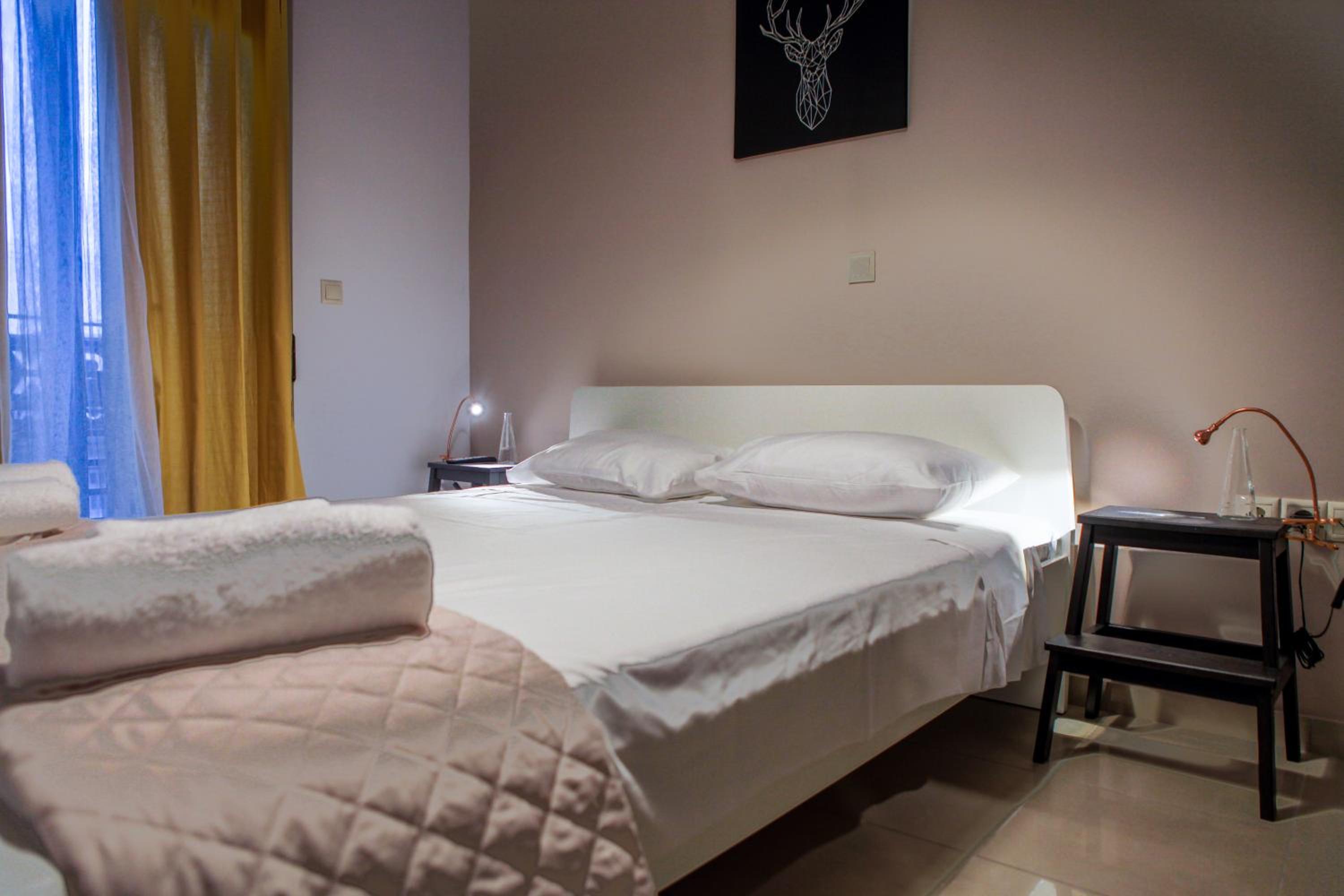 Lak Peristeri Homes 50m from metro station