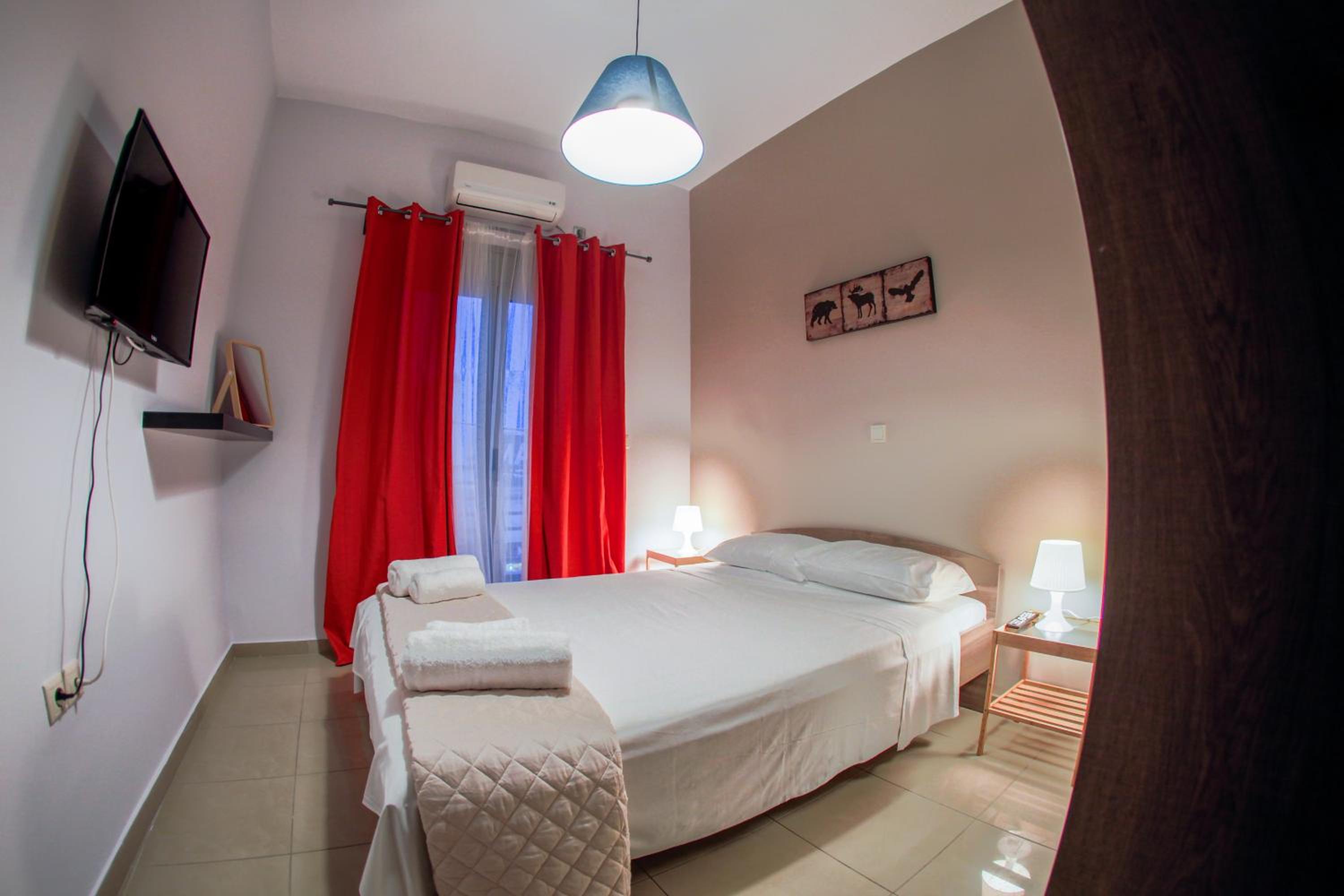 Lak Peristeri Homes 50m from metro station