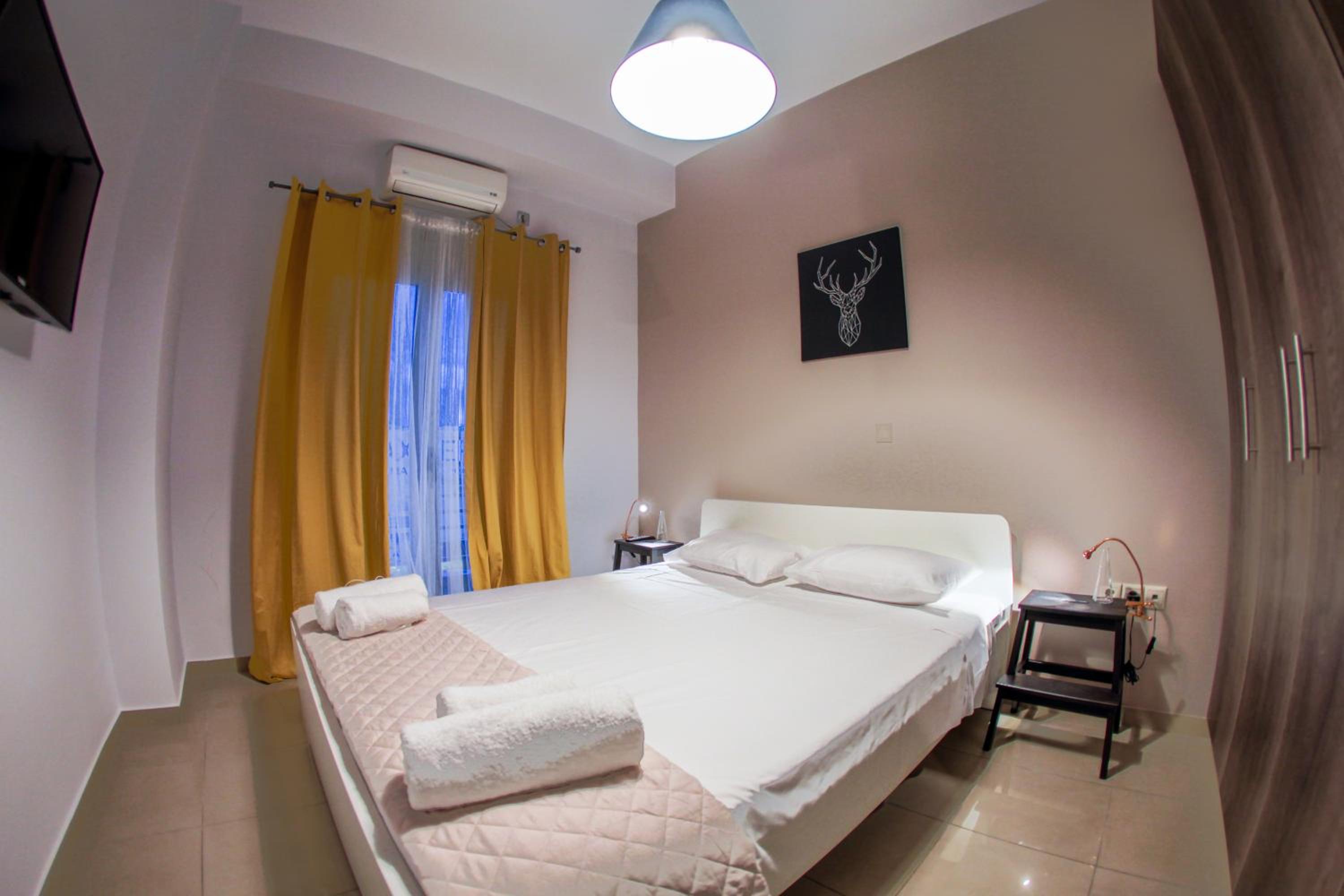 Lak Peristeri Homes 50m from metro station
