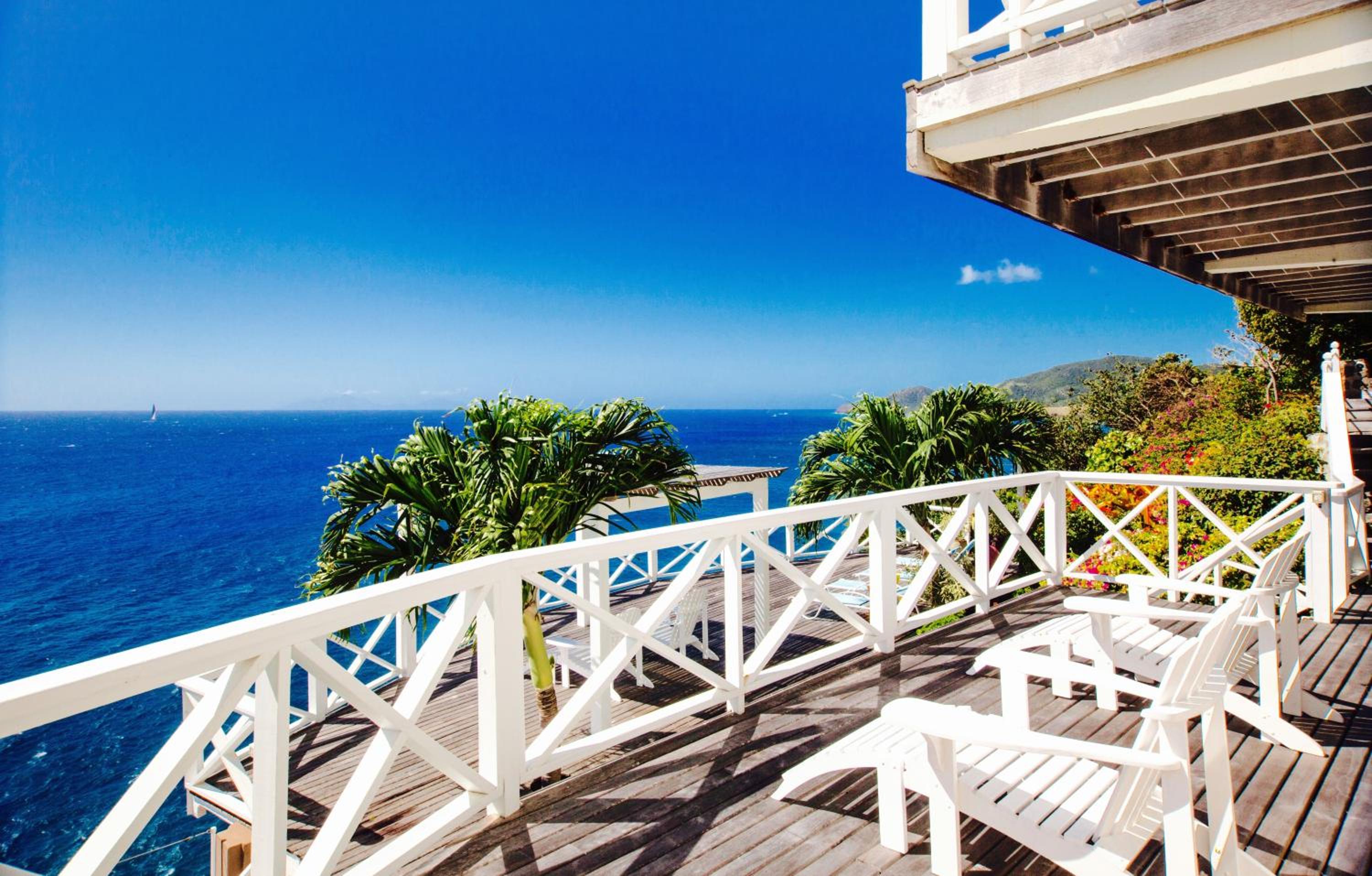 Dolcevita Cliff Resort by KlabHouse
