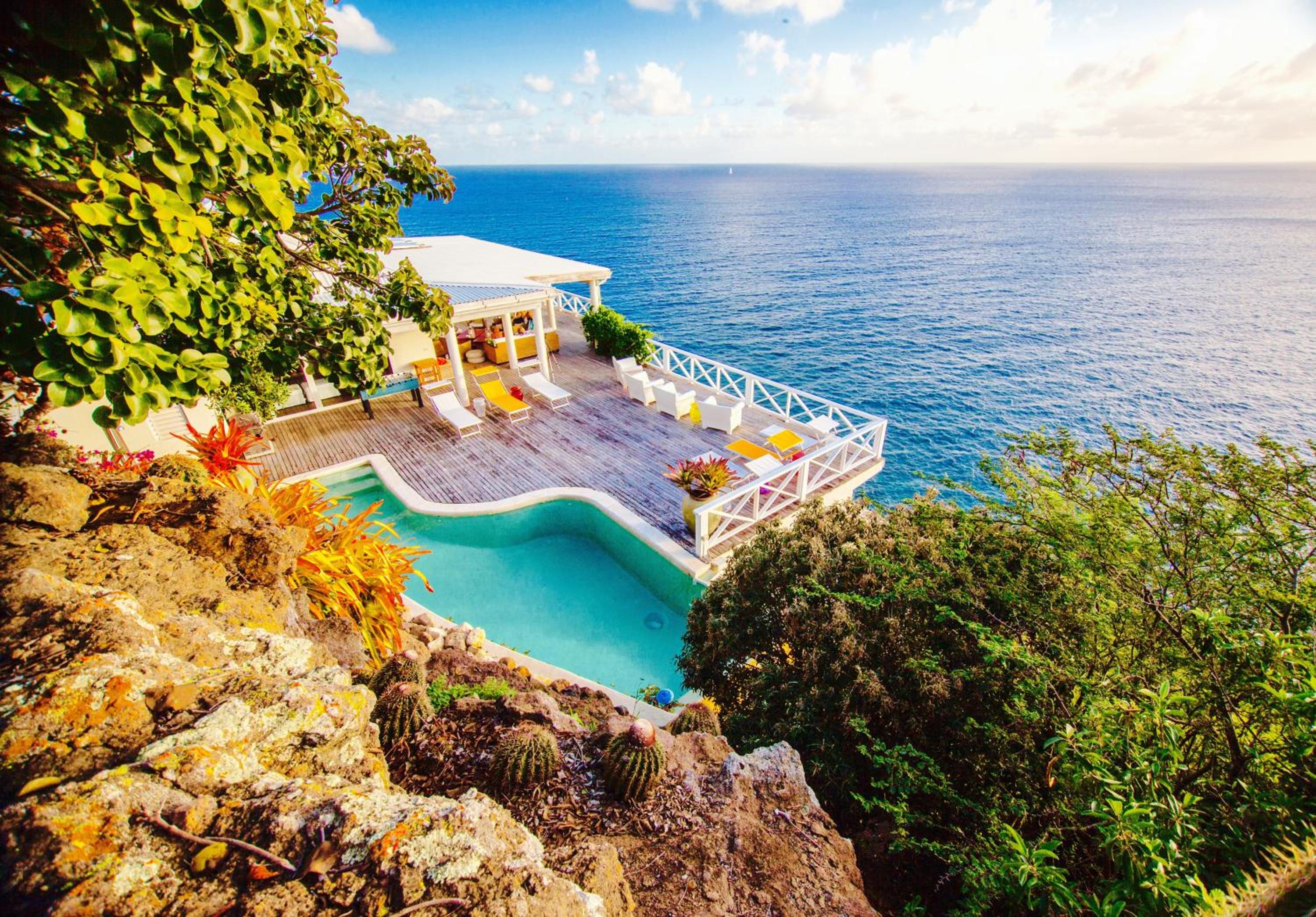 Dolcevita Cliff Resort by KlabHouse