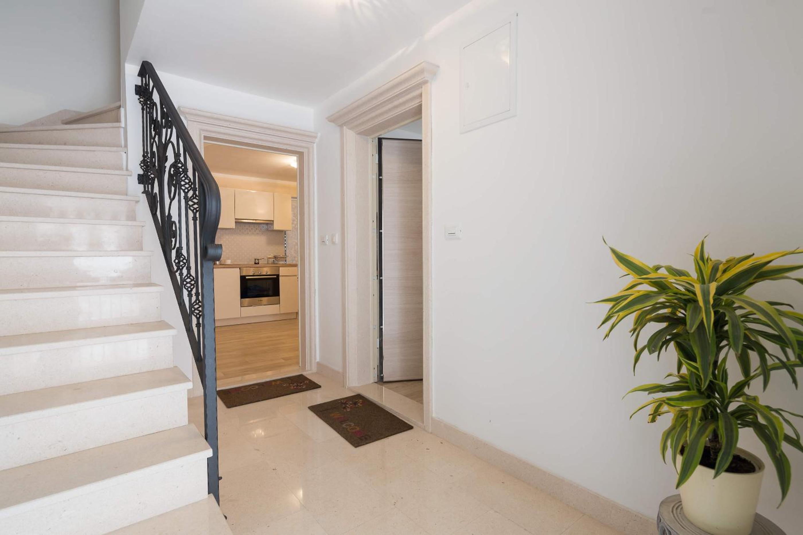 Phoenix Studio Apartment view 3