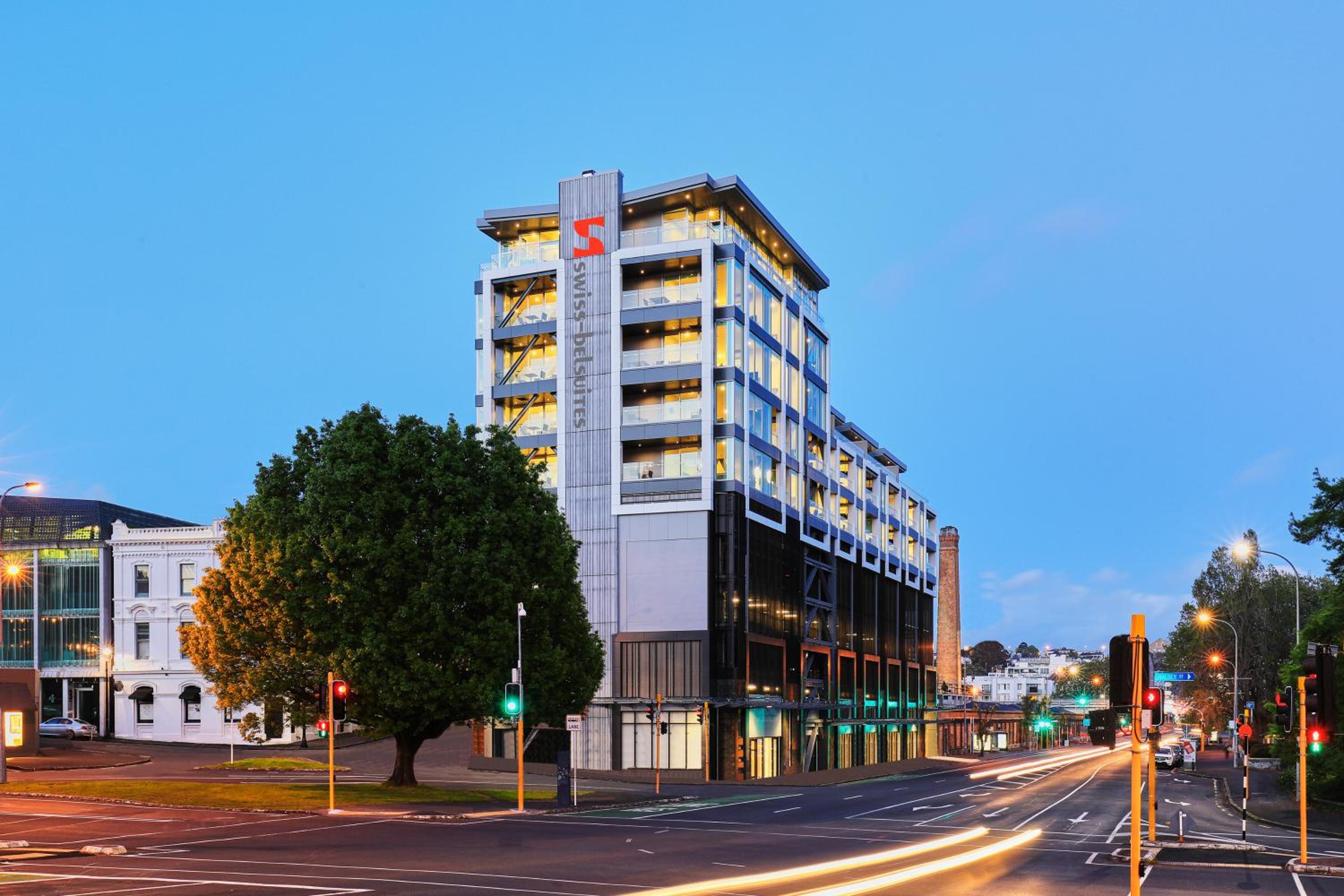 Hotel Swiss-Belsuites Victoria Park Auckland - Image 1