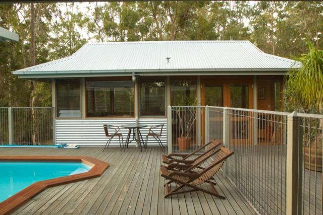 Bombah Point Eco Cottages