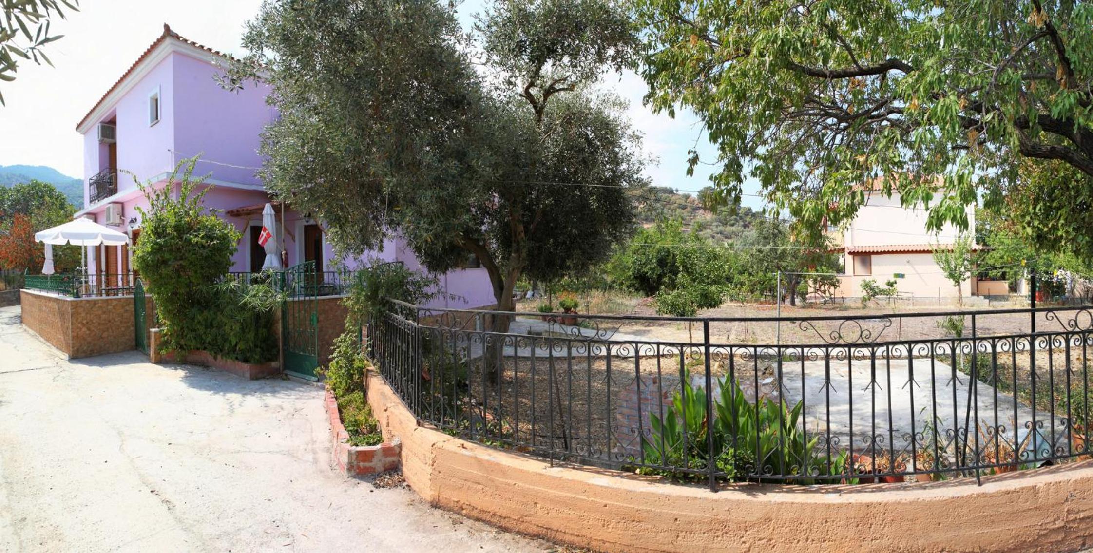 Vassilis Studios