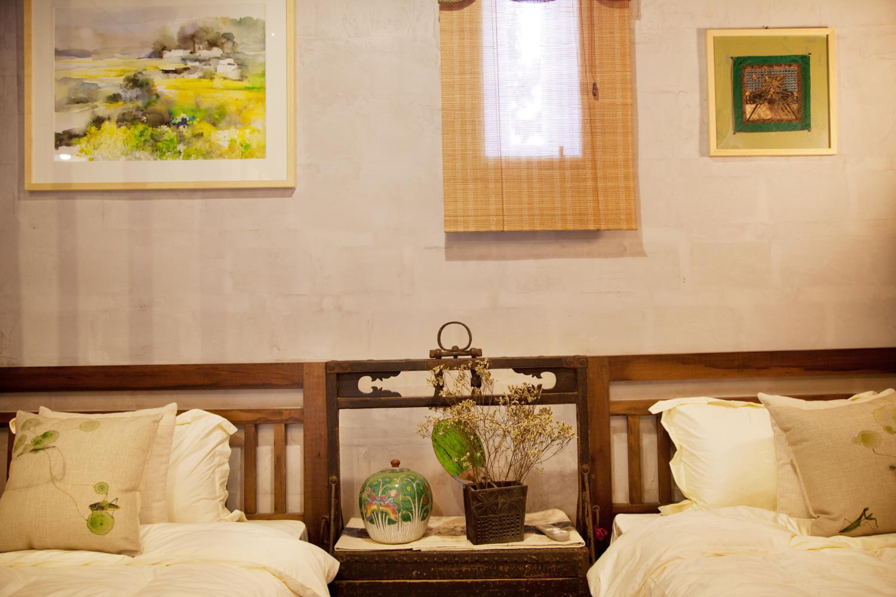 WuYuan QiYe YanXiang Guesthouse