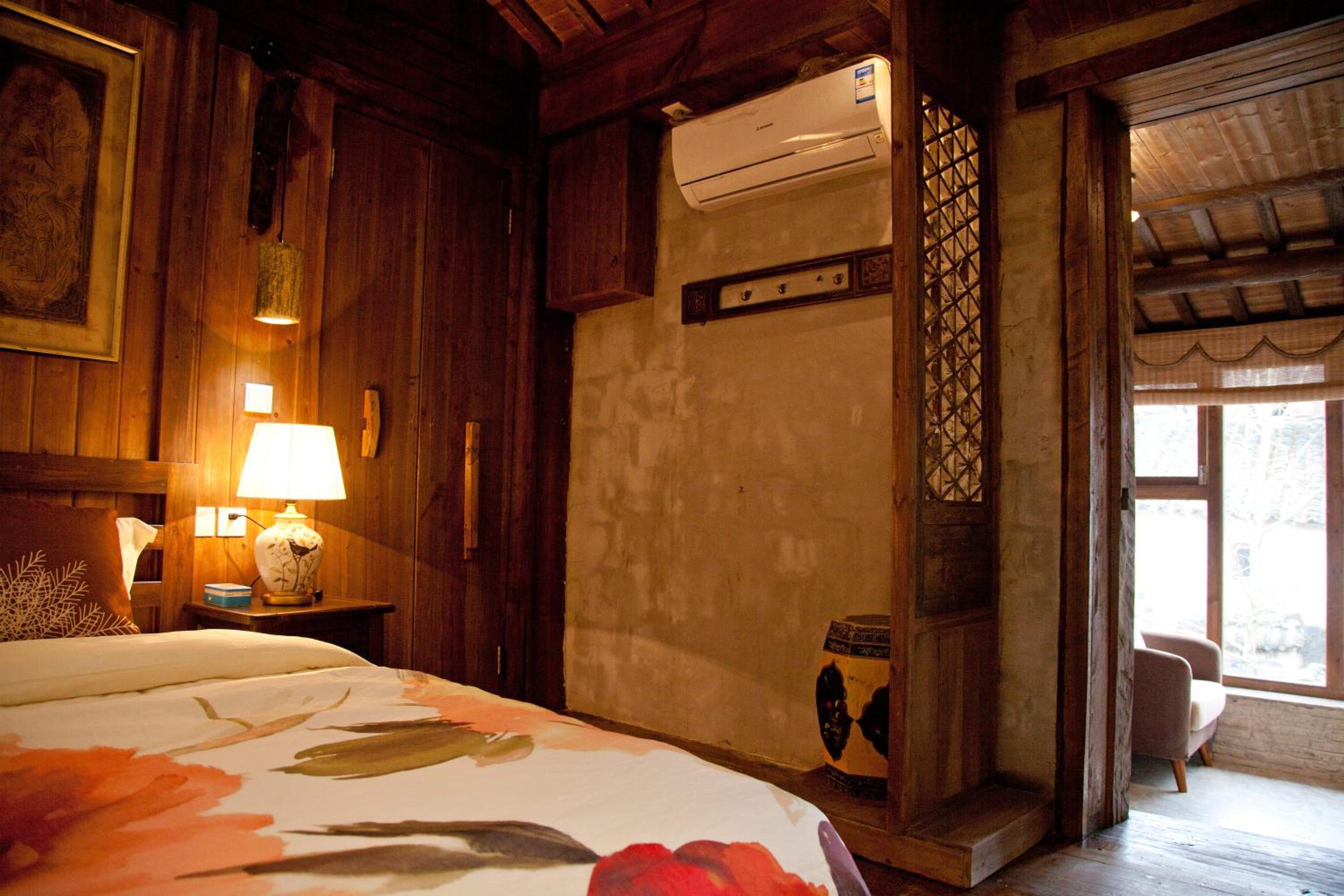 WuYuan QiYe YanXiang Guesthouse