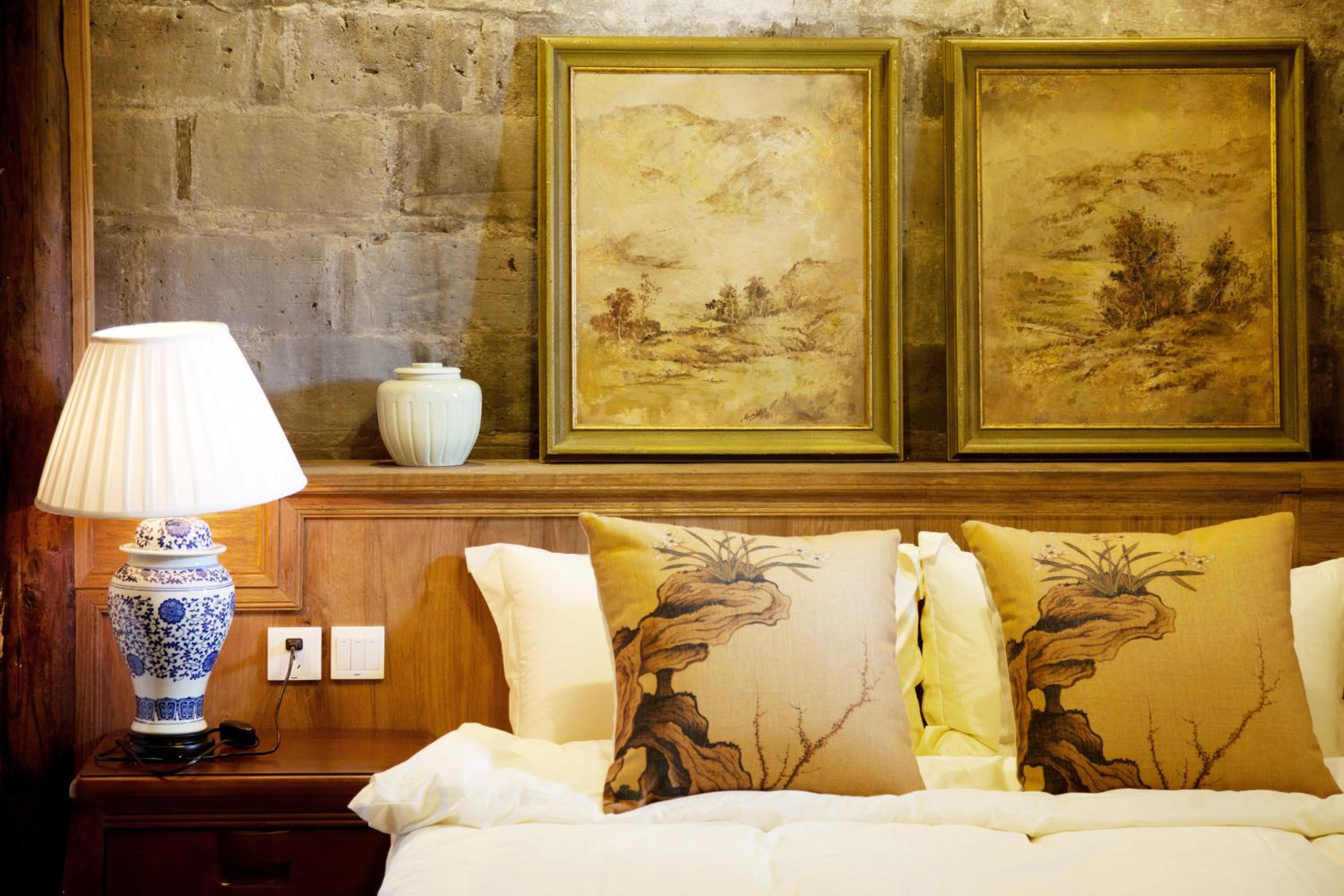 WuYuan QiYe YanXiang Guesthouse