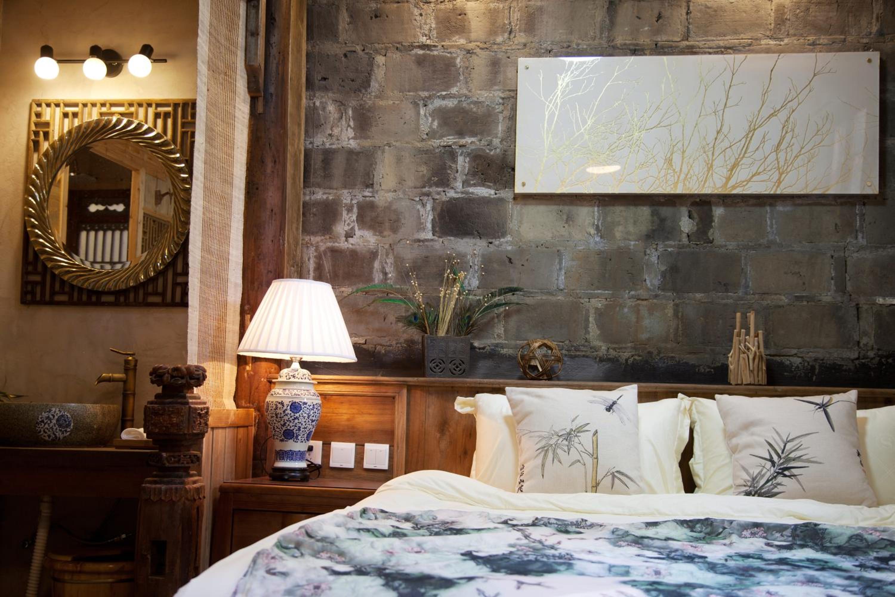WuYuan QiYe YanXiang Guesthouse