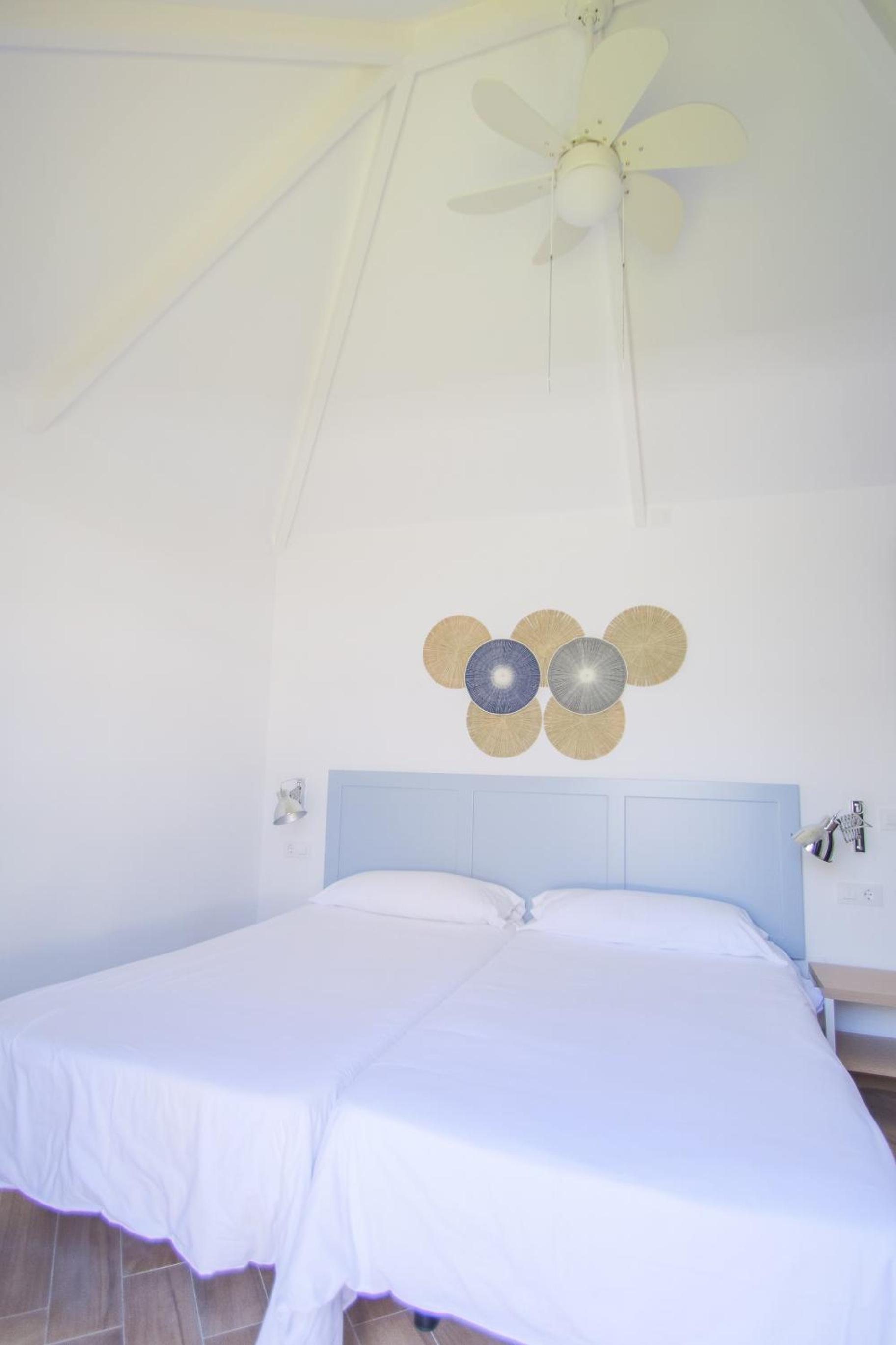 Los Cardones Boutique Village en Playa de las Americas — hotel room