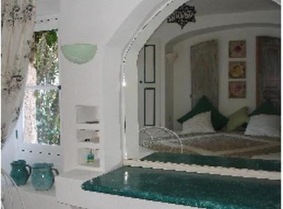 L'Amandari - Provence holidays - Chambres d'hôtes avec jardin, piscine, jacuzzi, climatisation