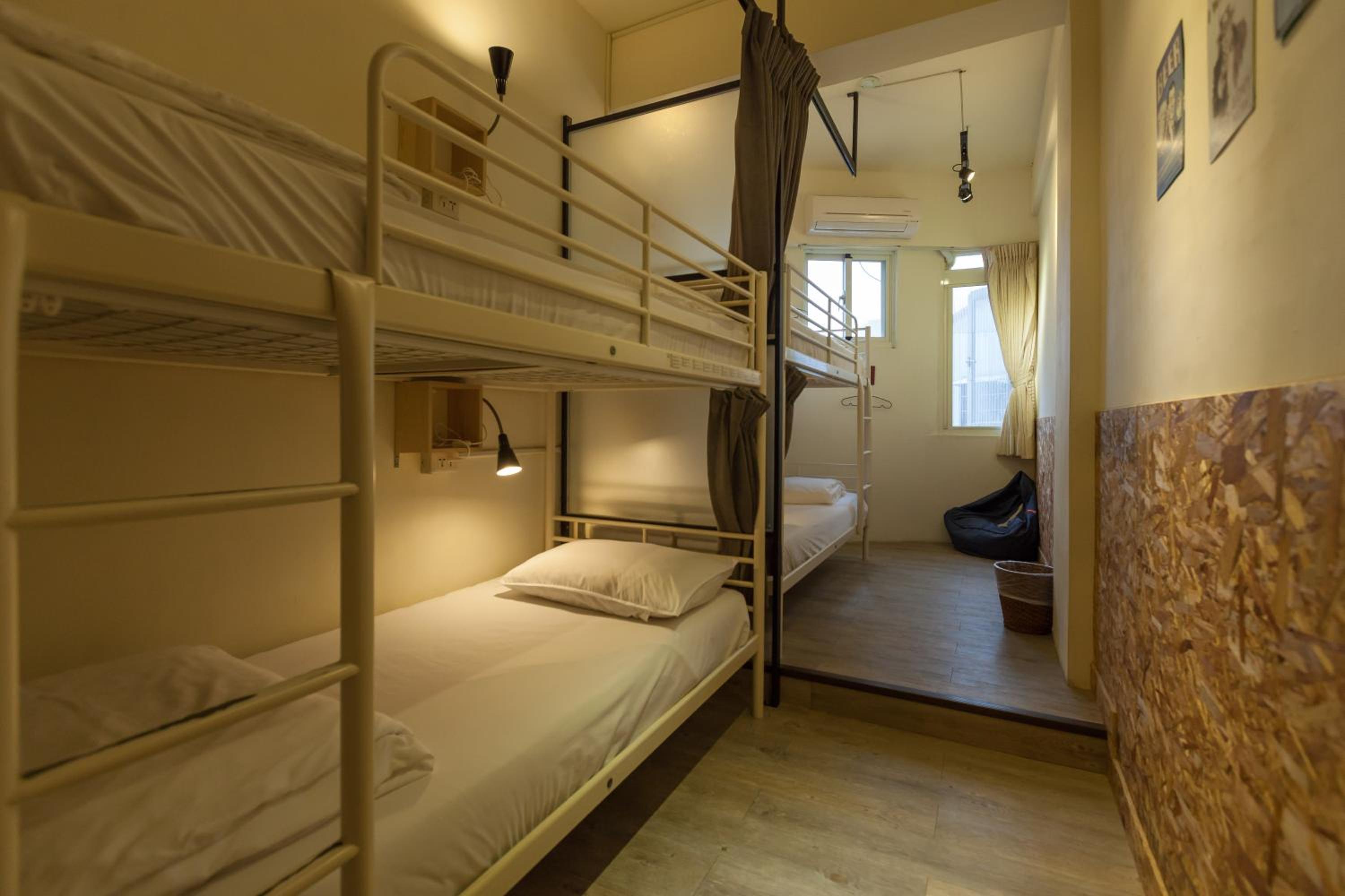 Sleeping Boot Hostel