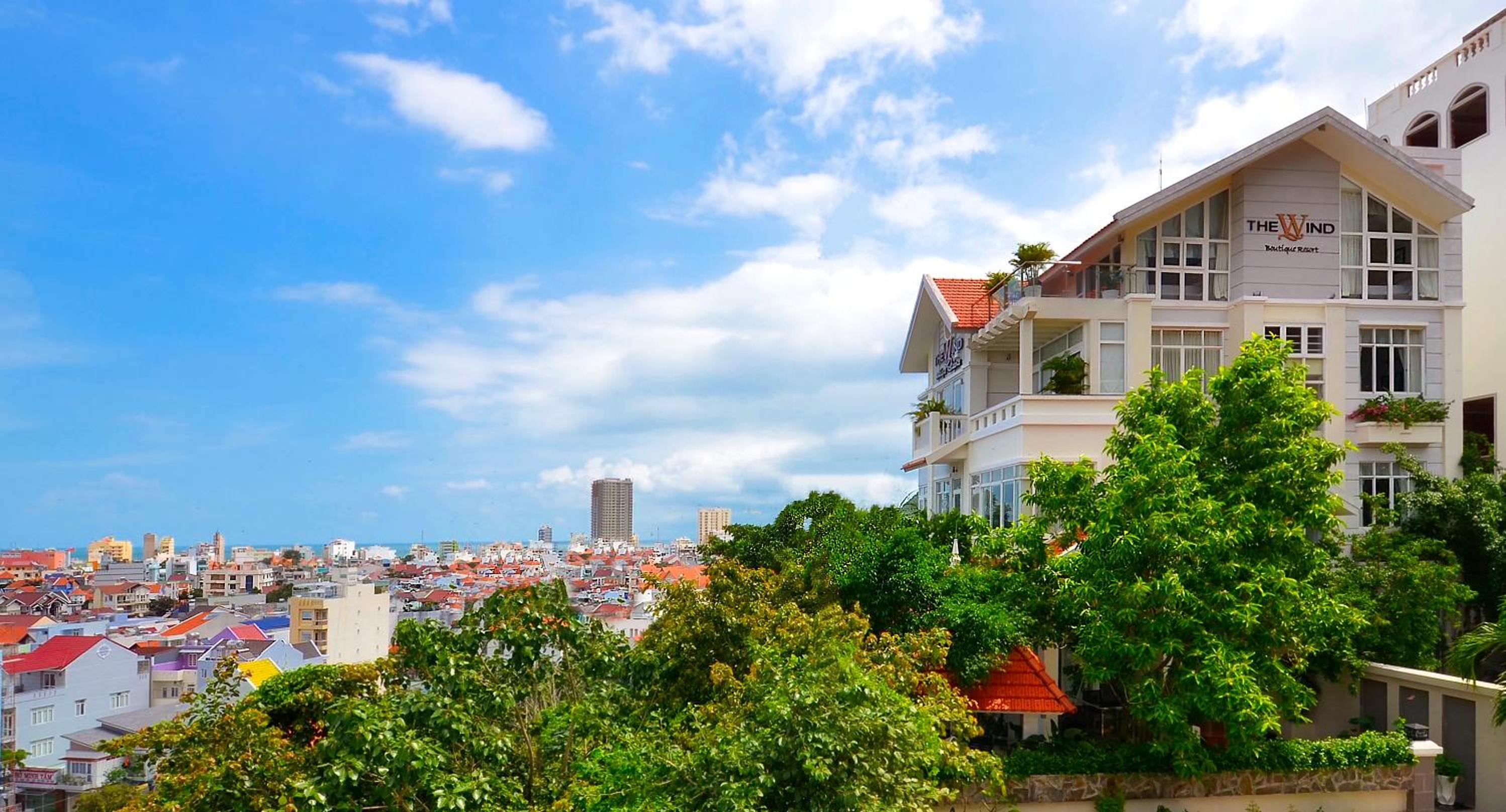 The Wind Resort - Tropical Hillside Escape
