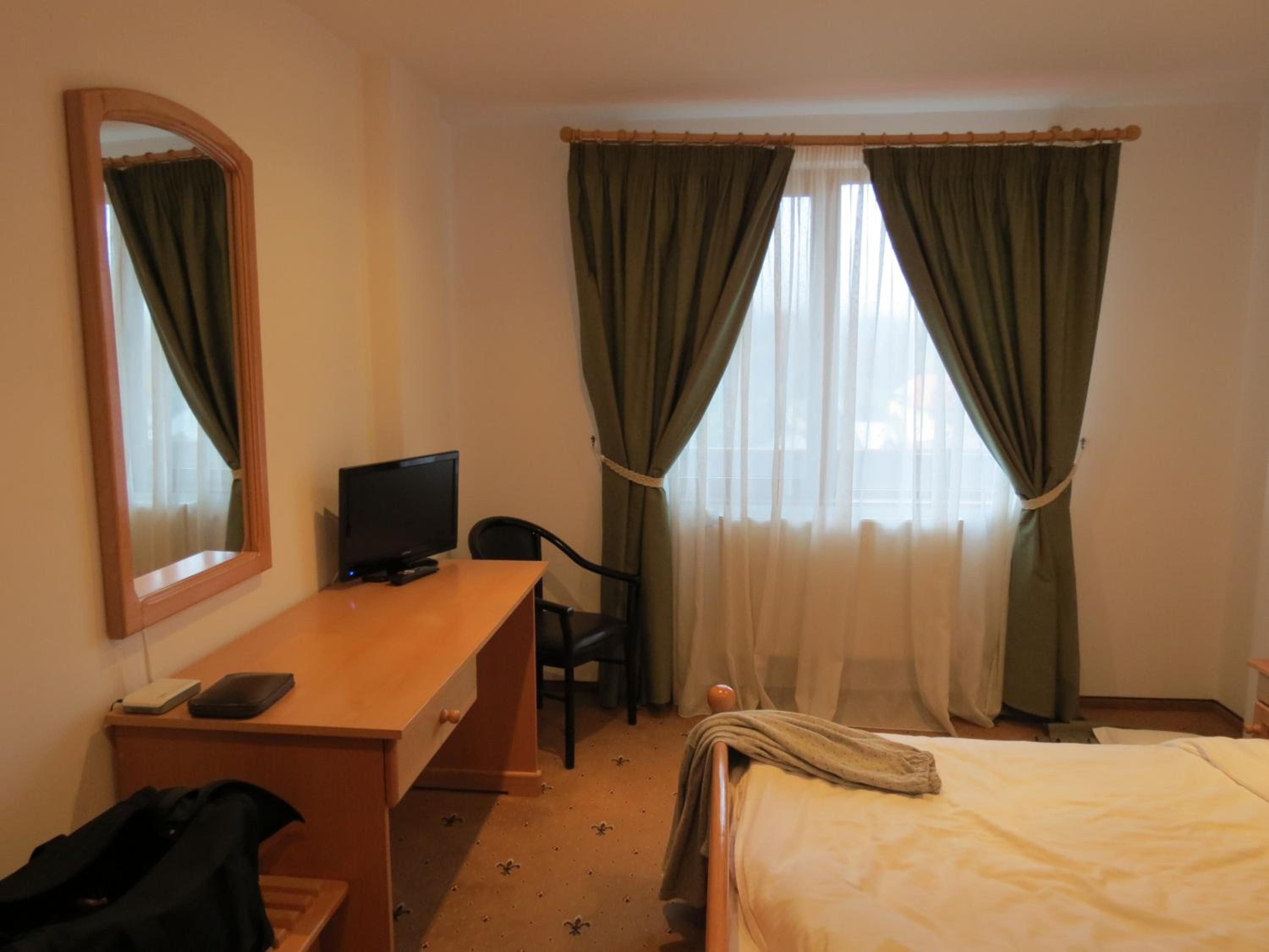 Photo 21