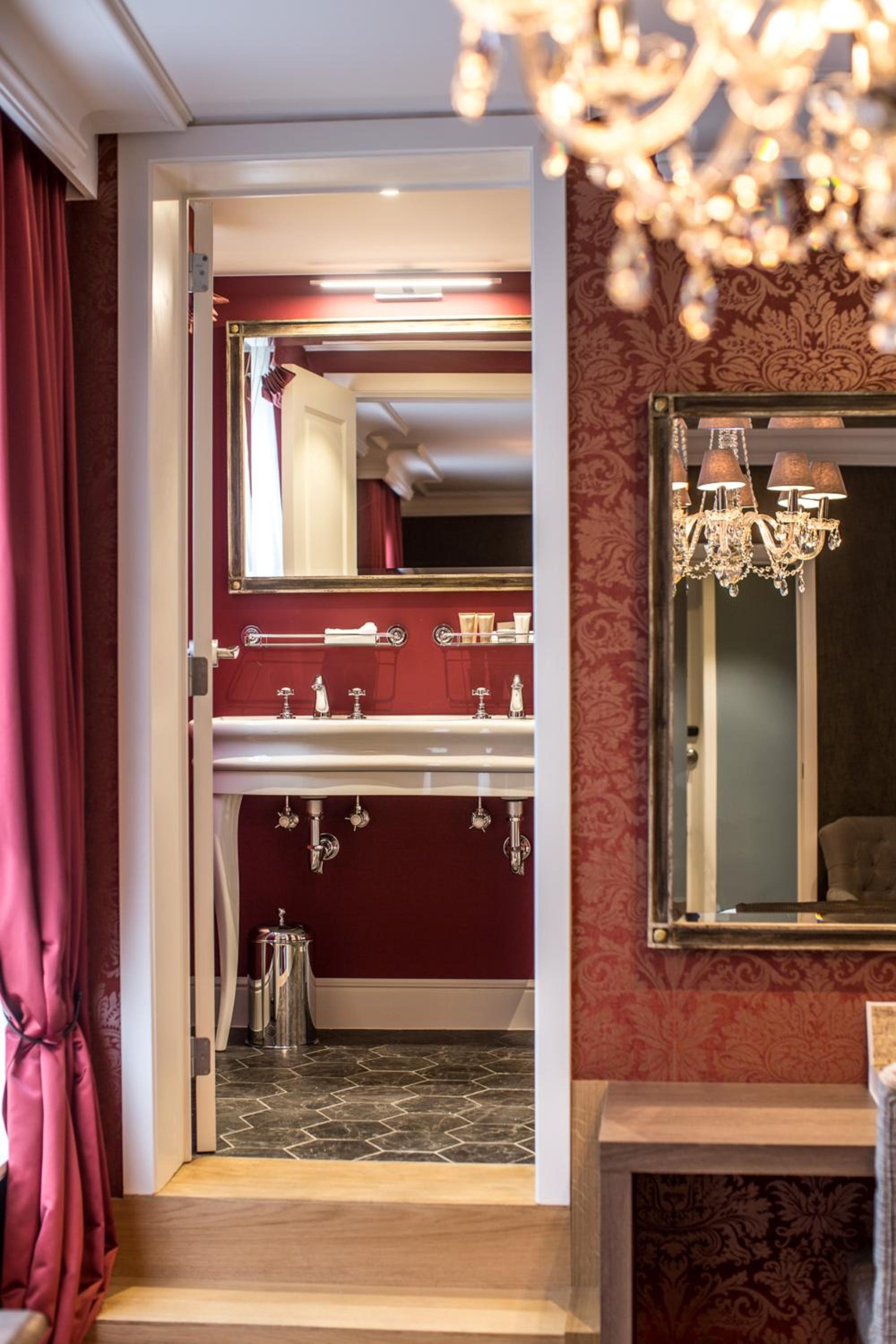 Bruges Vacations - Boutique Hotel De Castillion - Small elegant family hotel - Property Image 42