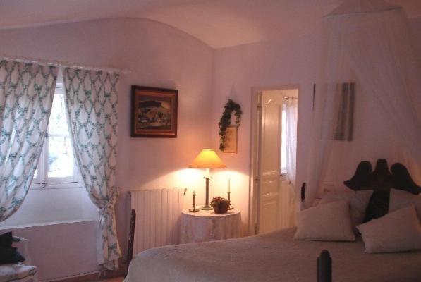 L'Amandari - Provence holidays - Chambres d'hôtes avec jardin, piscine, jacuzzi, climatisation