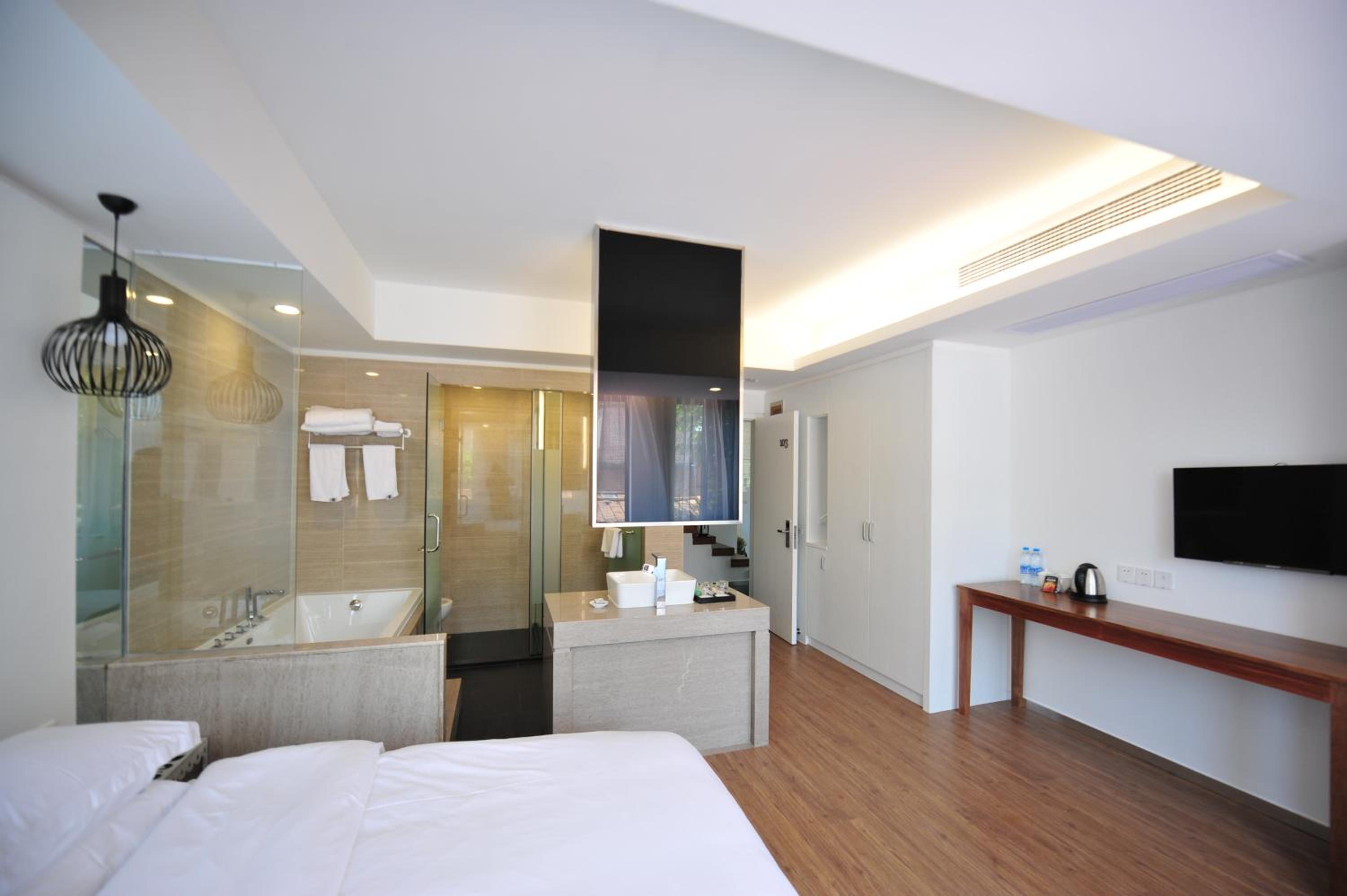 Xiamen Gulangyu Heitan Hotel