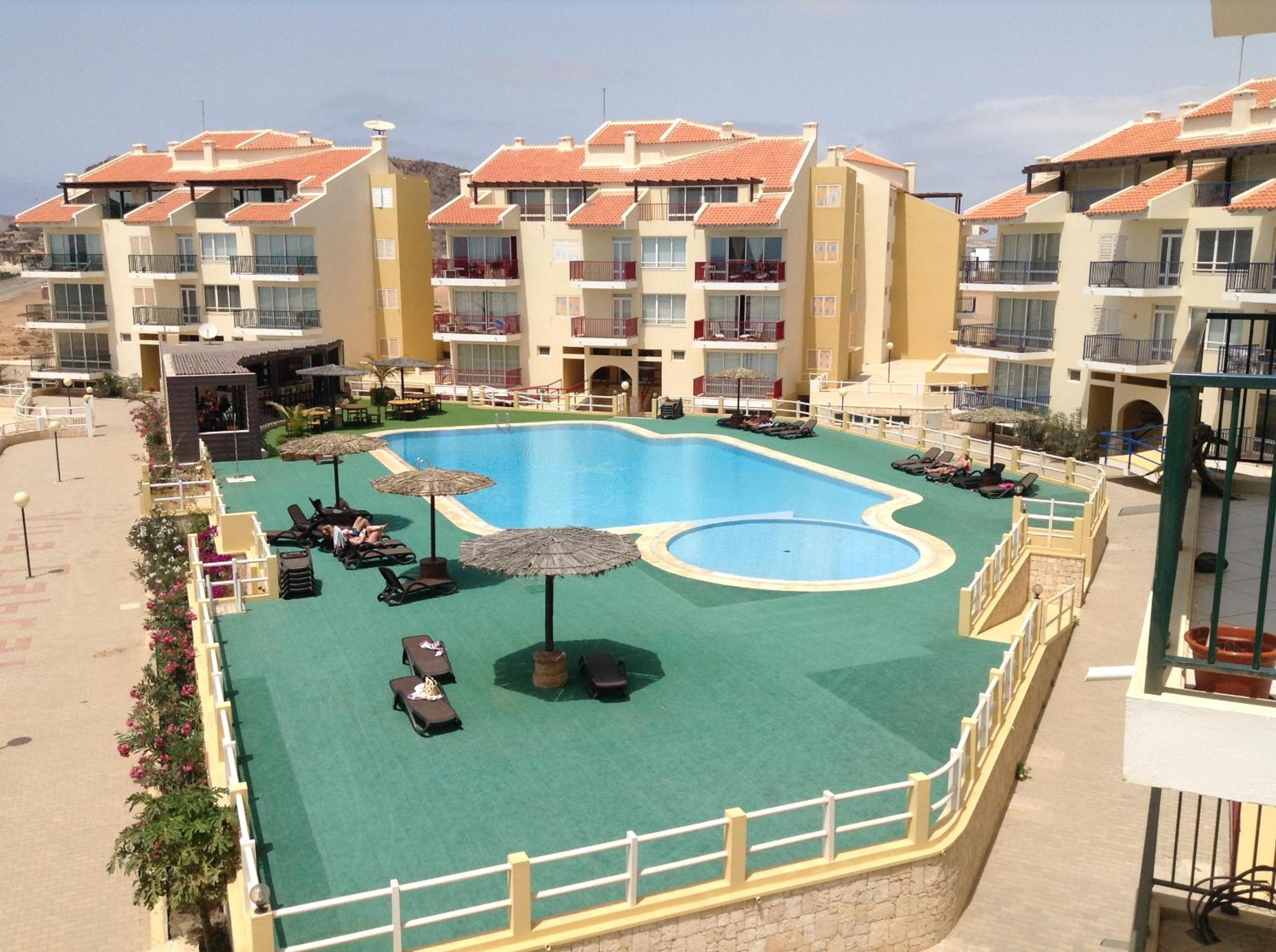 Vila Cabral 1 Bed Apt - Wi-Fi & Air Con Included