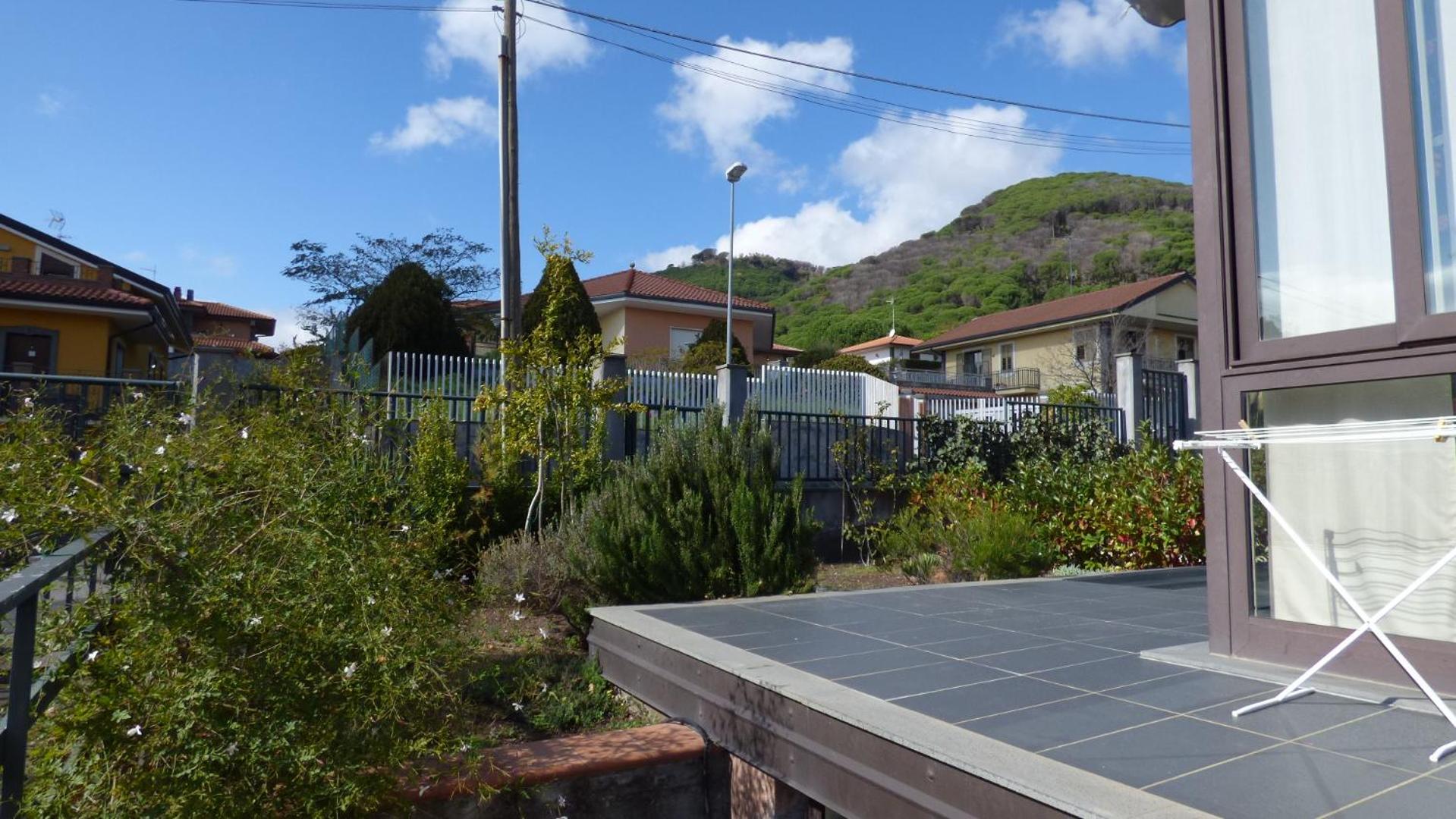 Etna Holiday Home