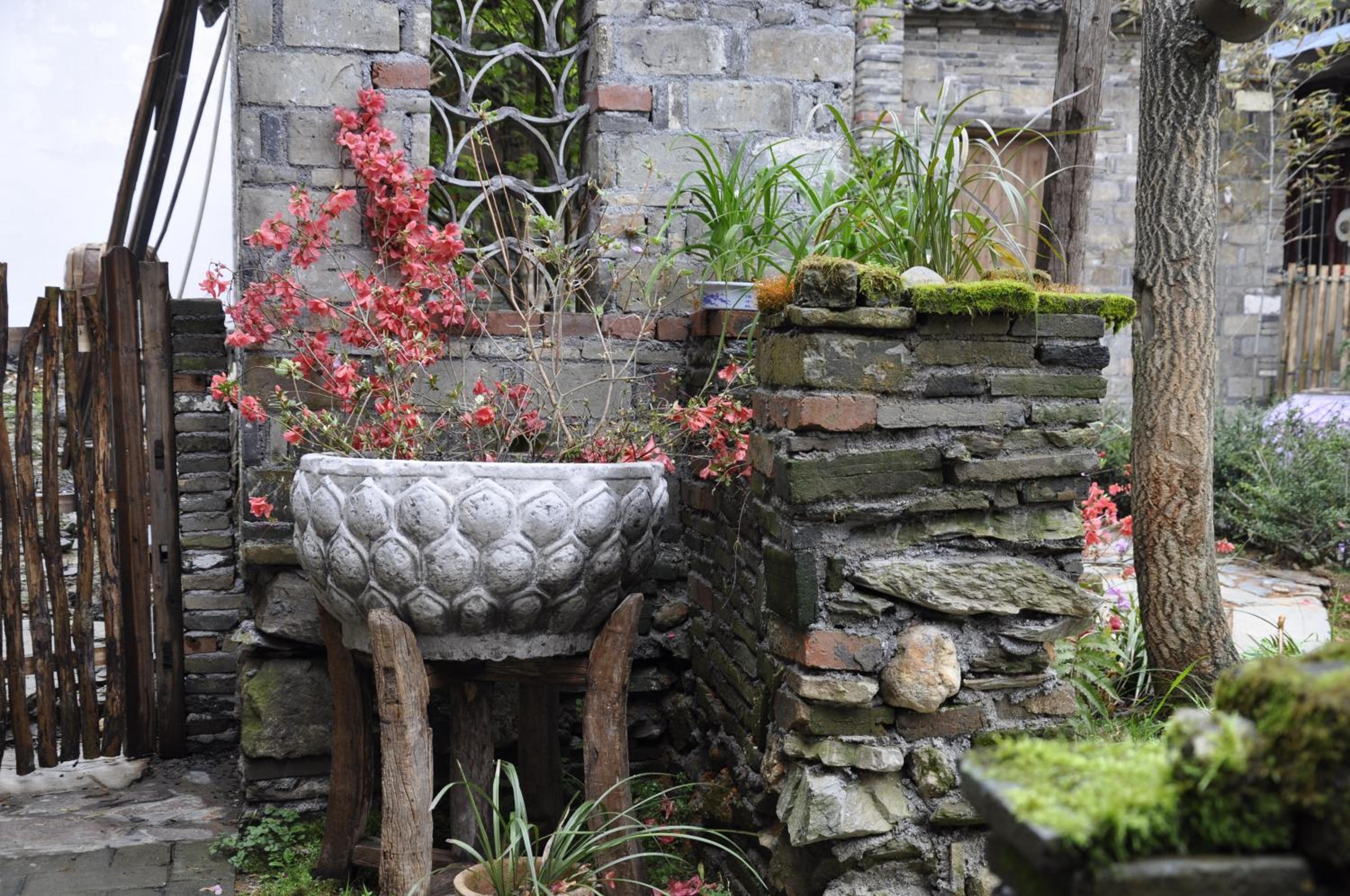 WuYuan QiYe YanXiang Guesthouse