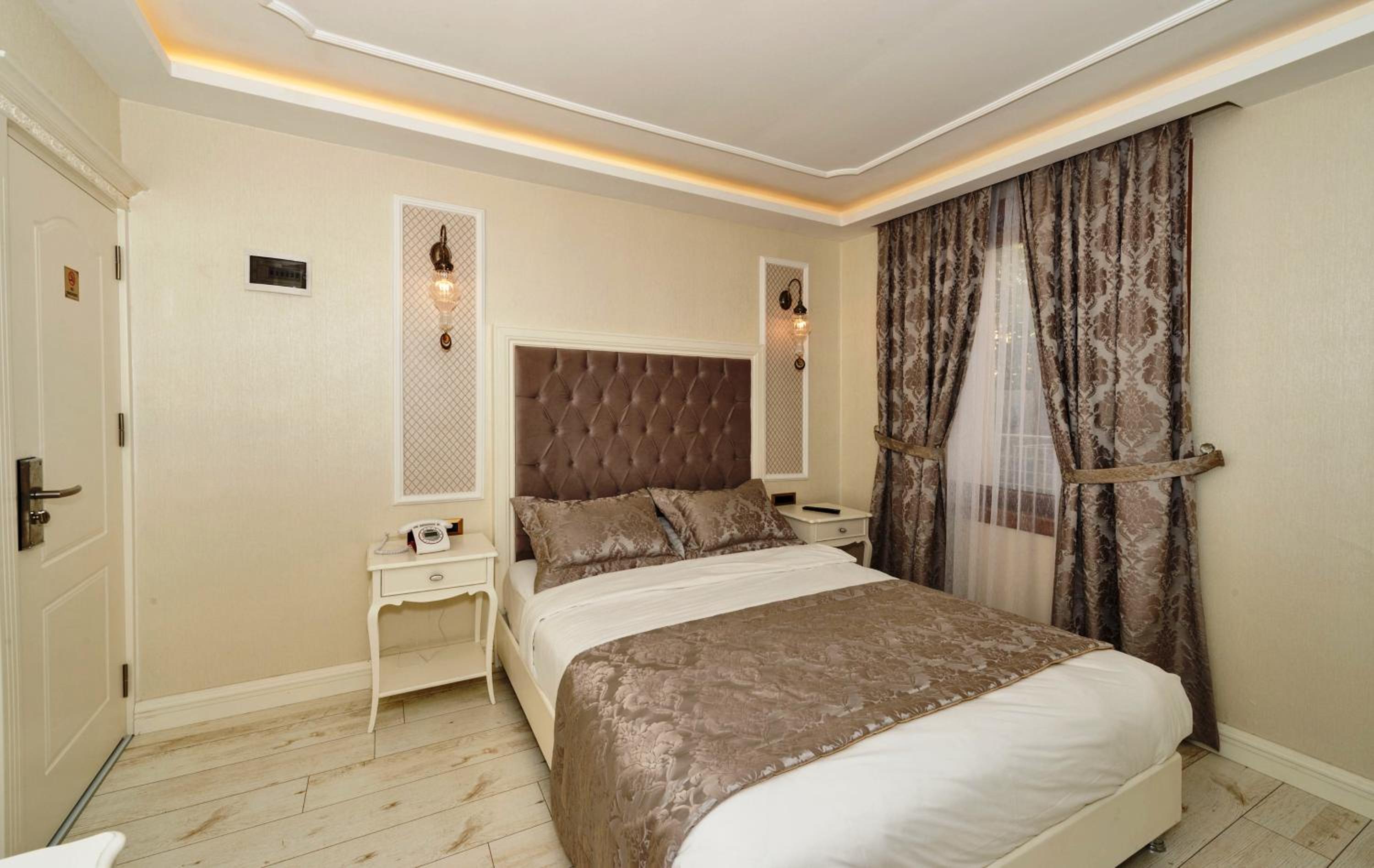Zeynep Sultan Hotel - Image 32