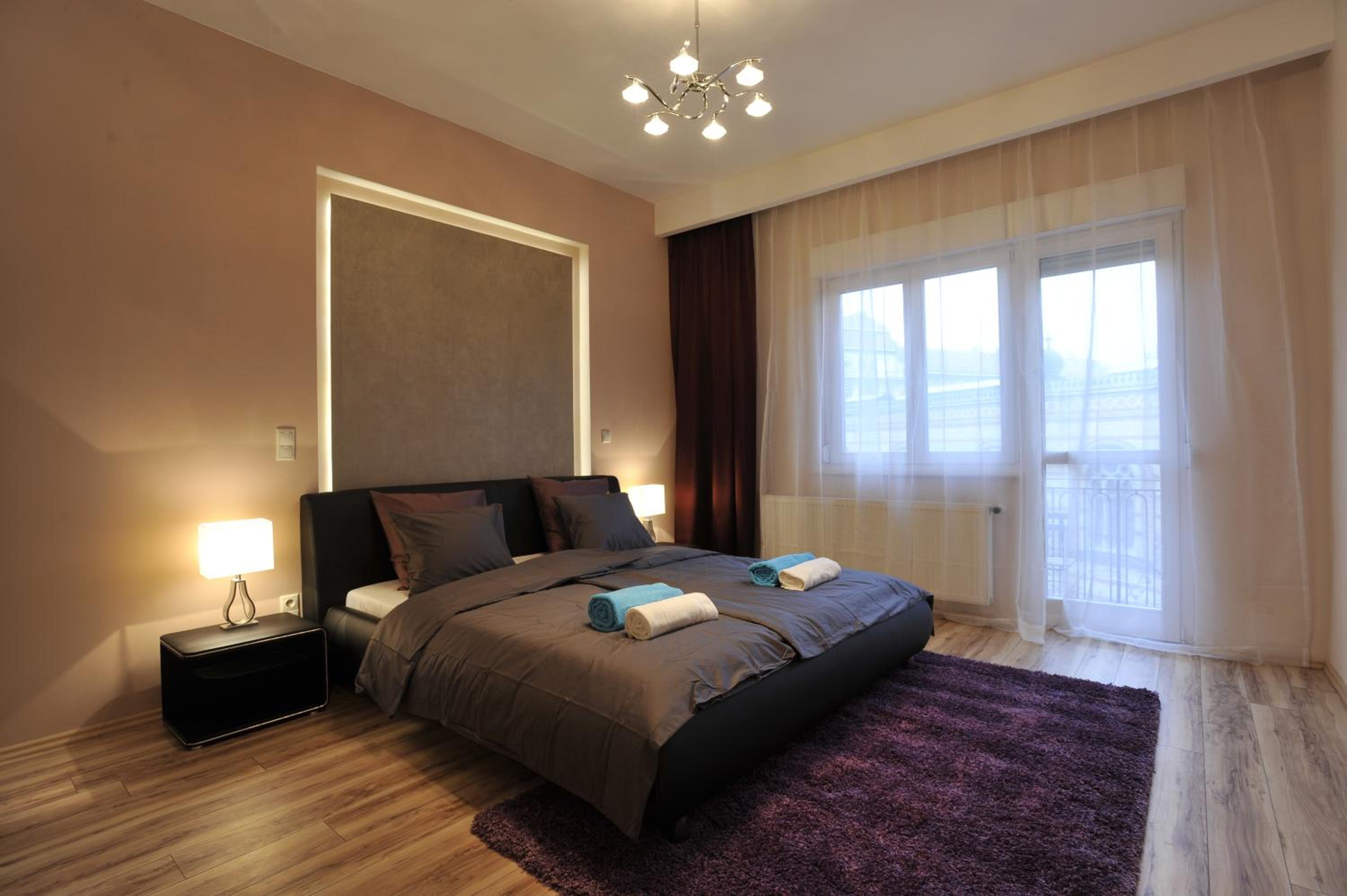 Synagogue Dream Home in The Center view 4