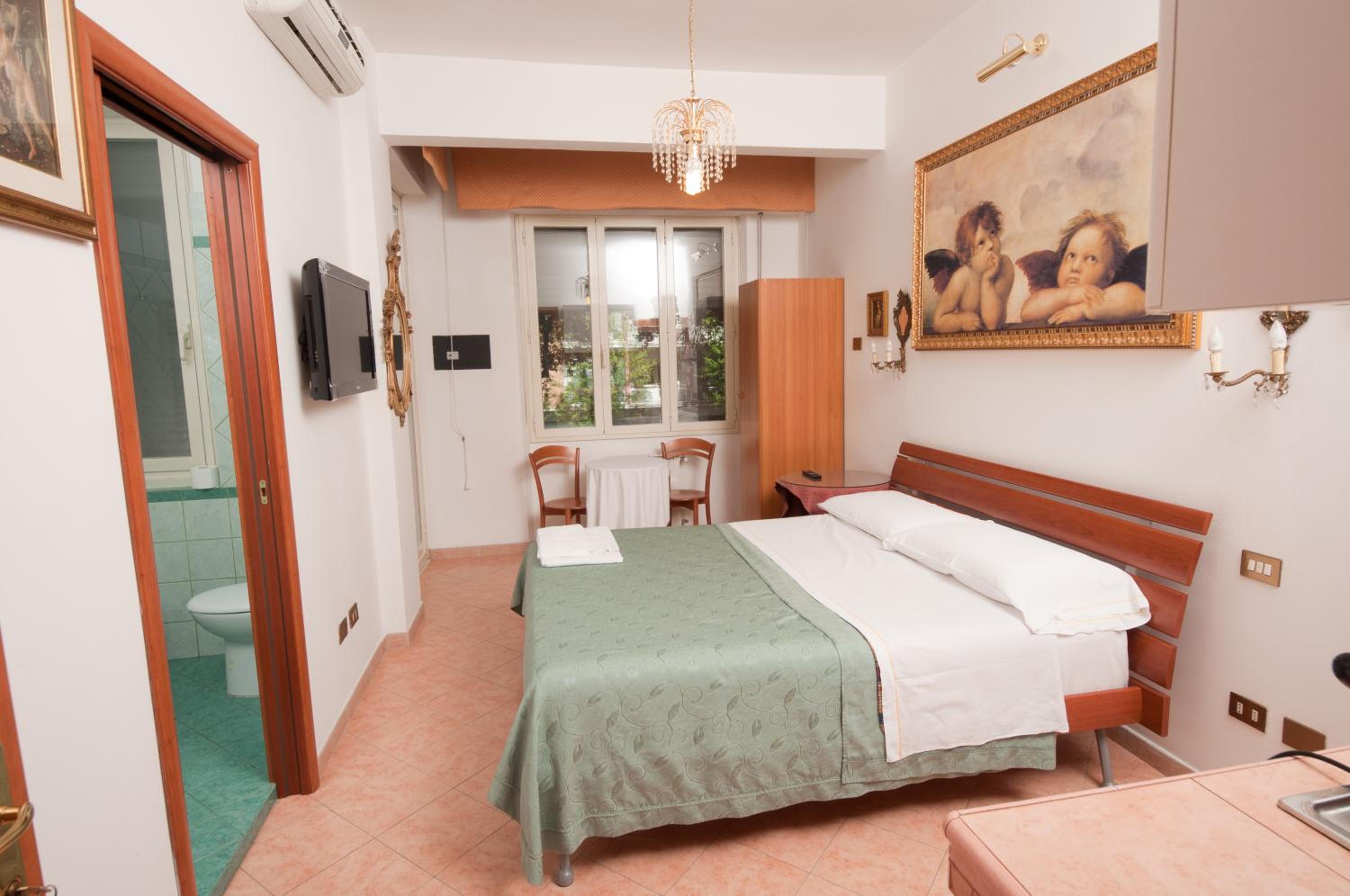 hotel room
