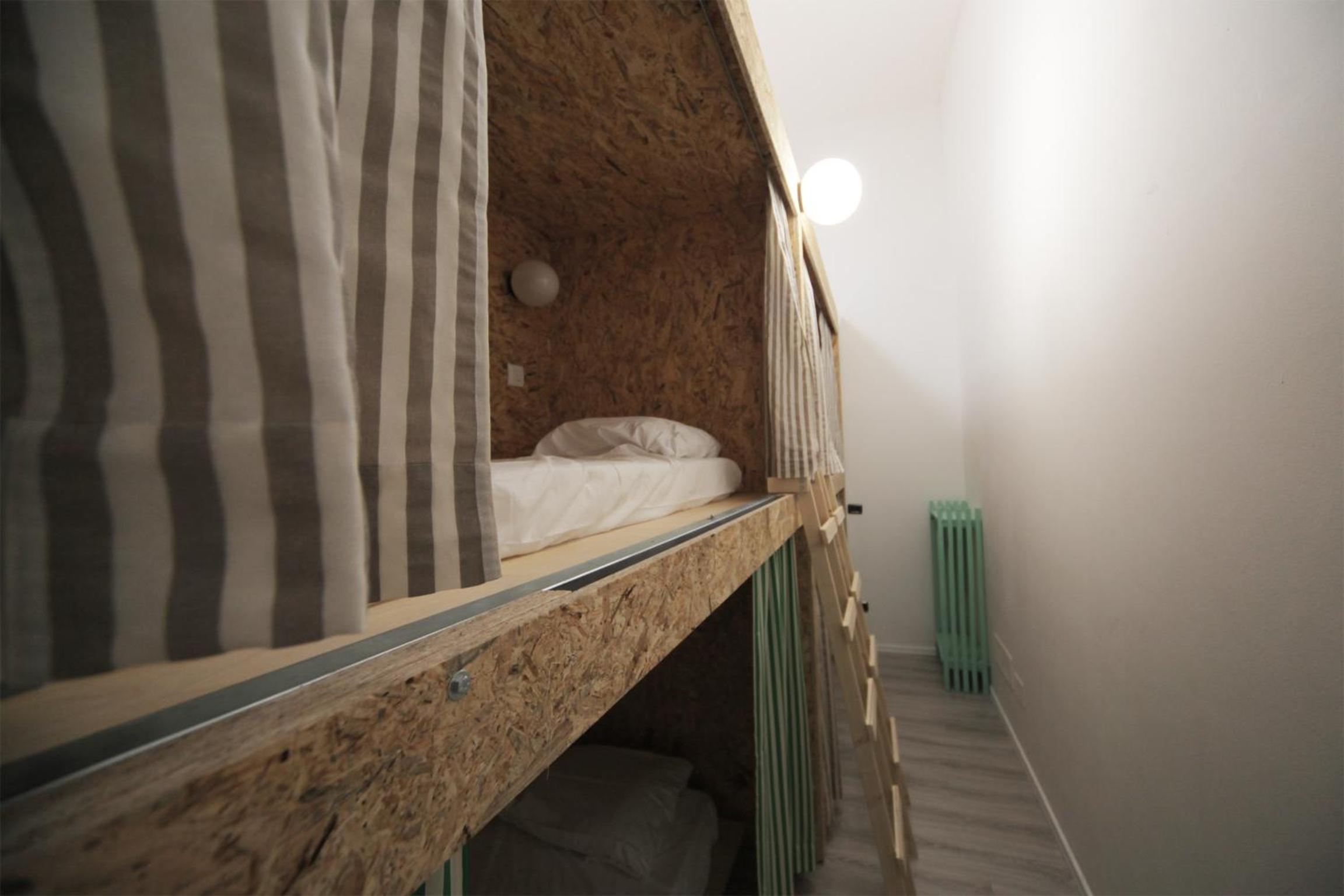 Dopa Hostel