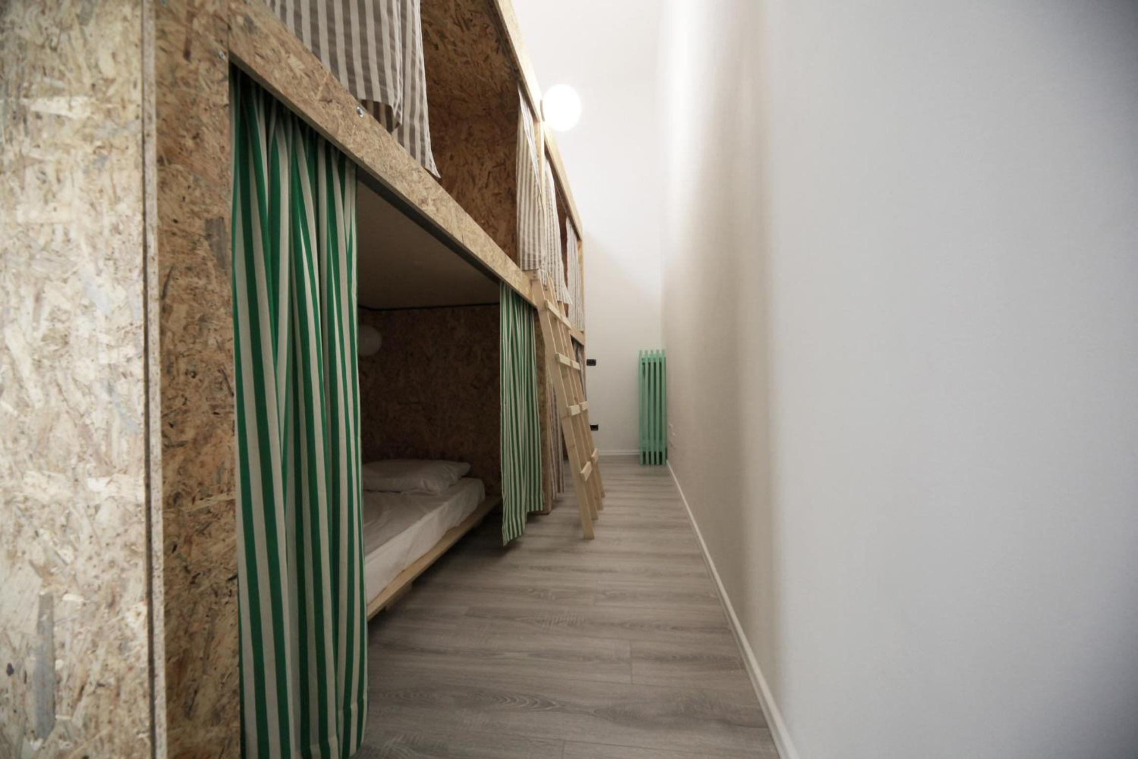 Dopa Hostel