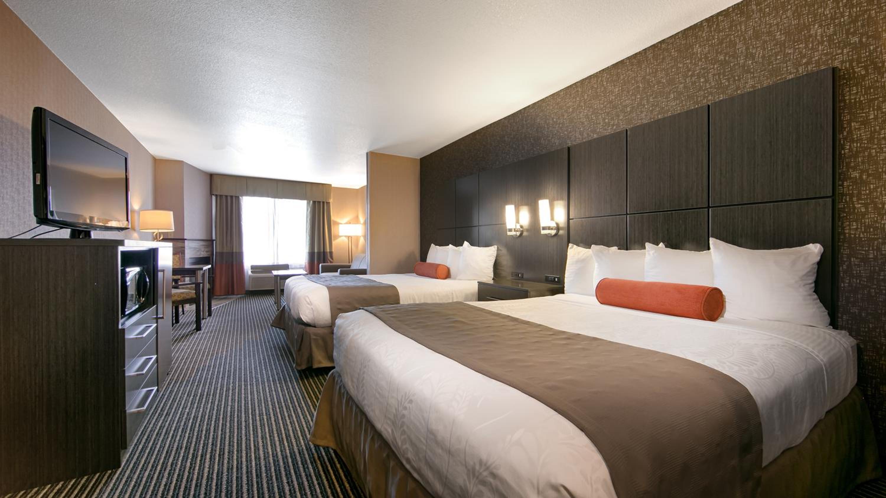 Best Western Plus Rama Inn Suites - Property Image 38
