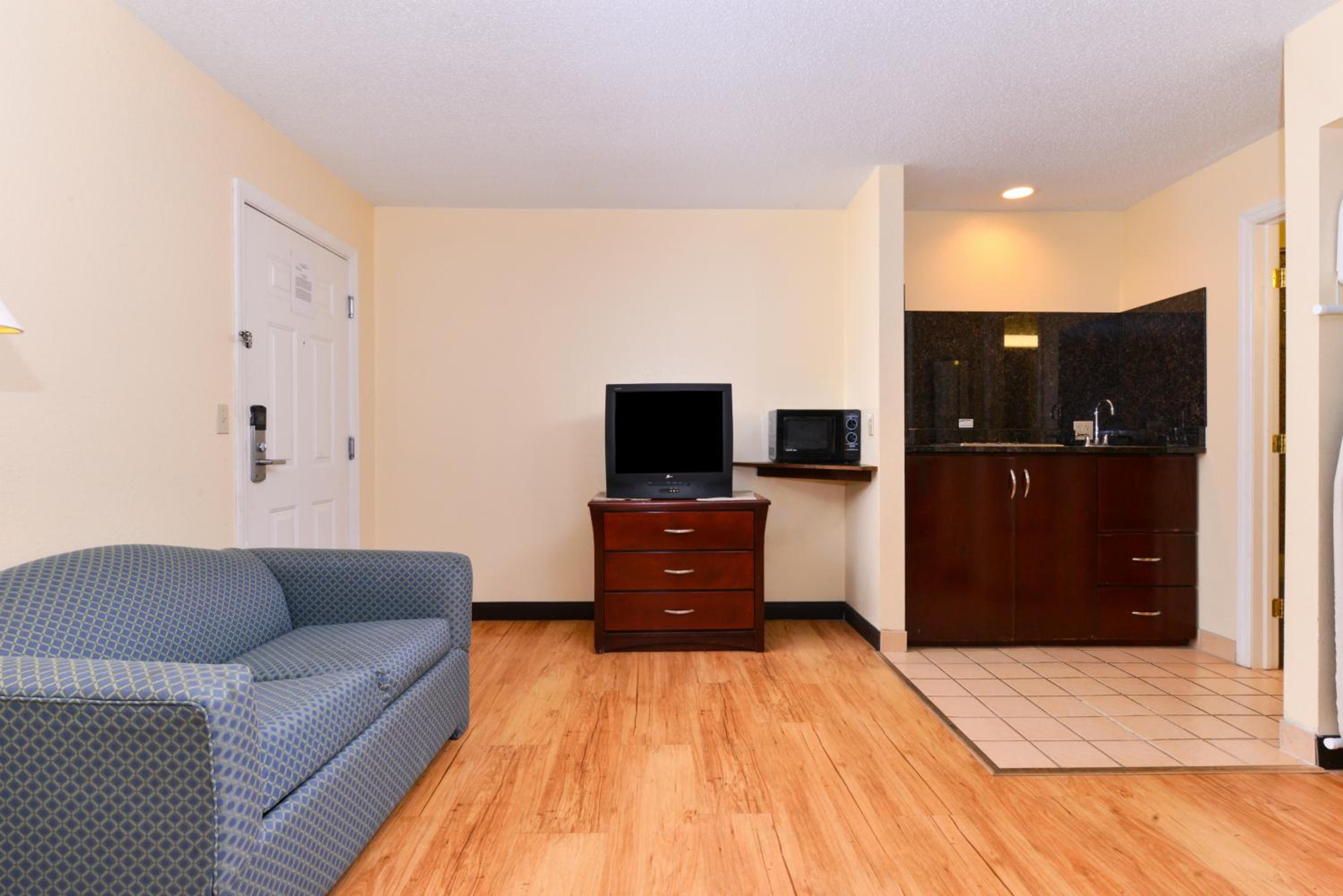 Tower Inn and Suites of Guilford / Madison - Property Image 4