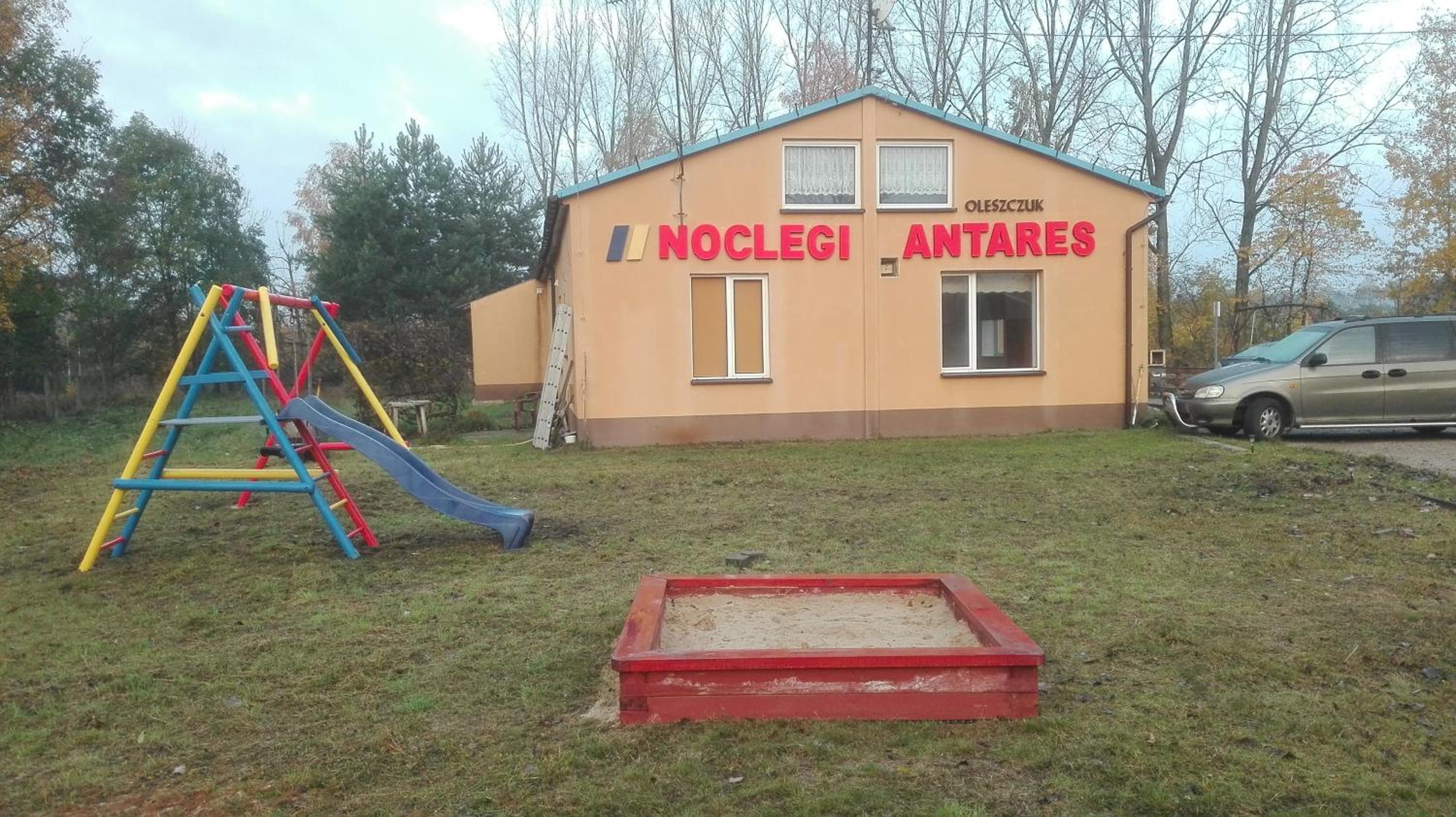 Antares noclegi u Basi view 2
