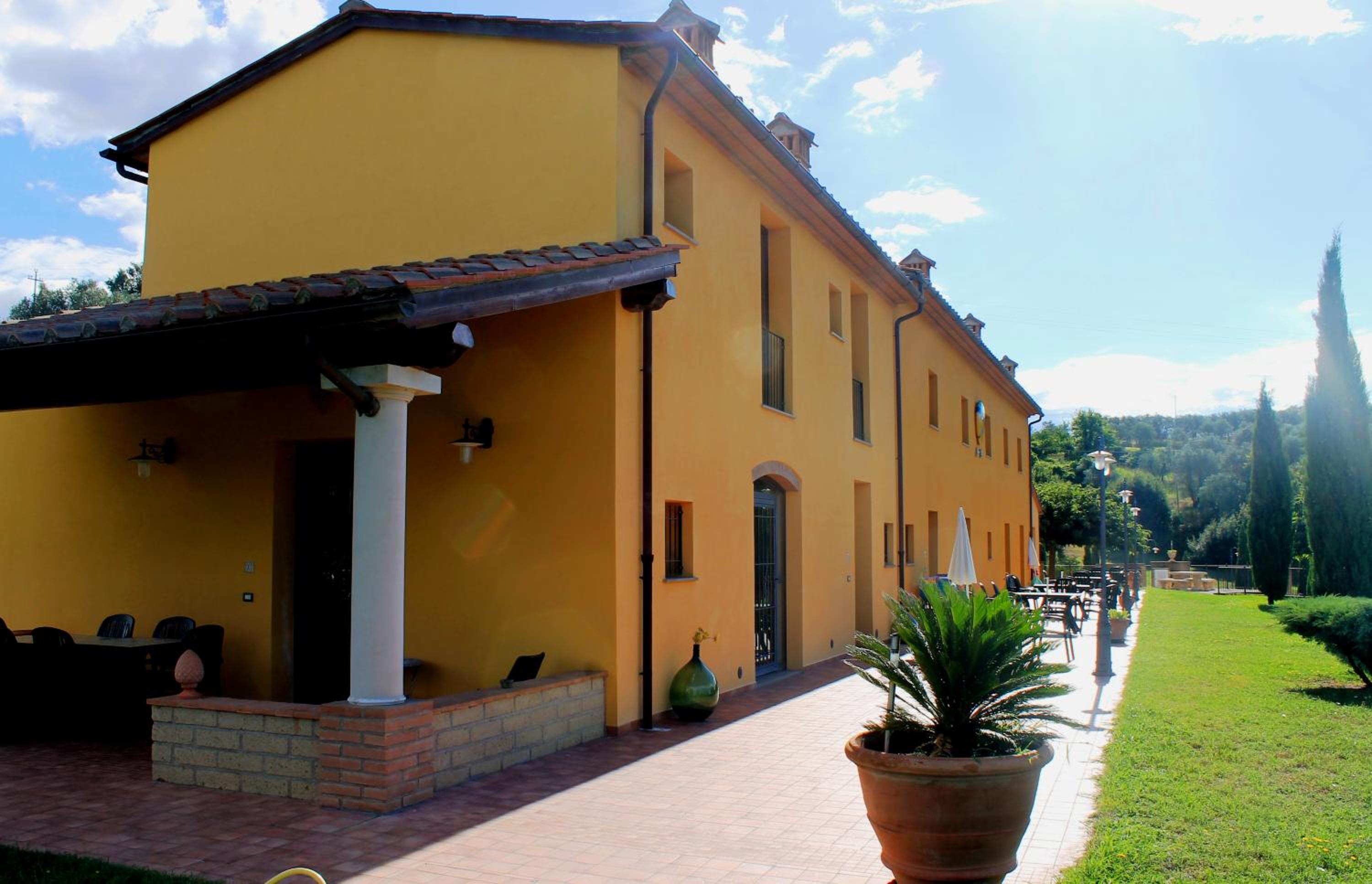 Il Casale view 3