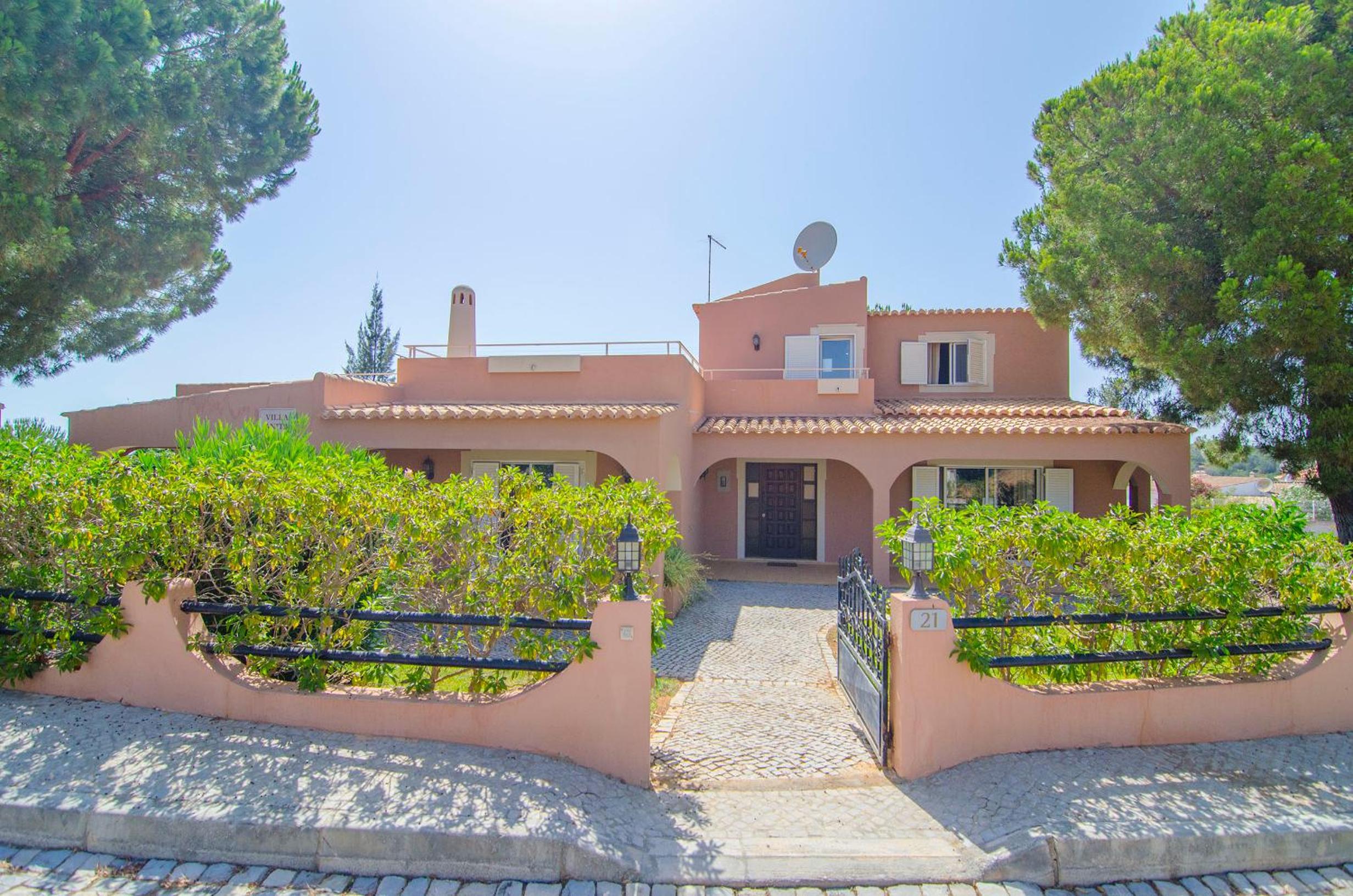 Hotel Villa Anita - Image 1