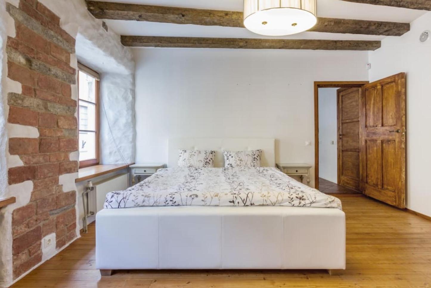 Tallinn Vacations - Blacksmith Old Town Apartments - Property Image 38