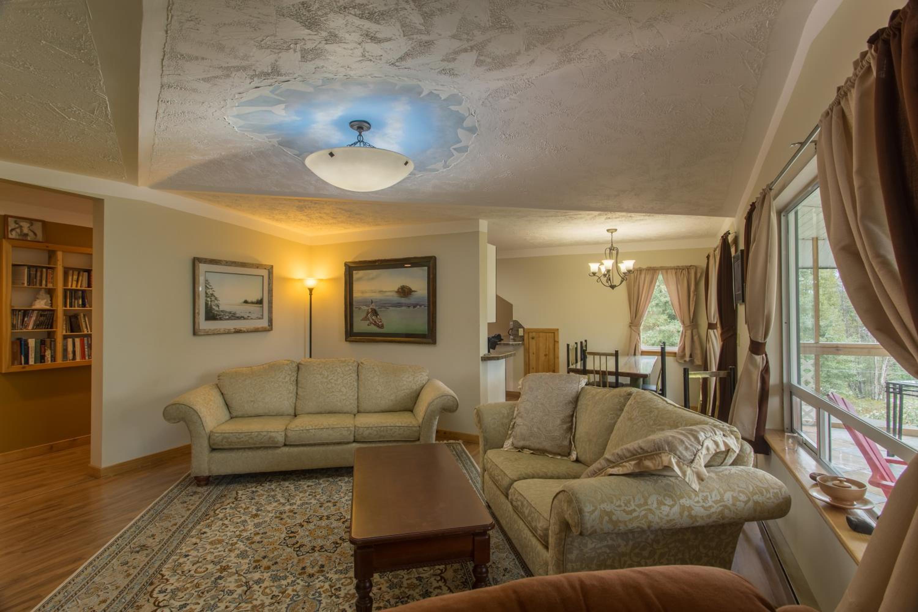 Higgin's Inn, Billede 25