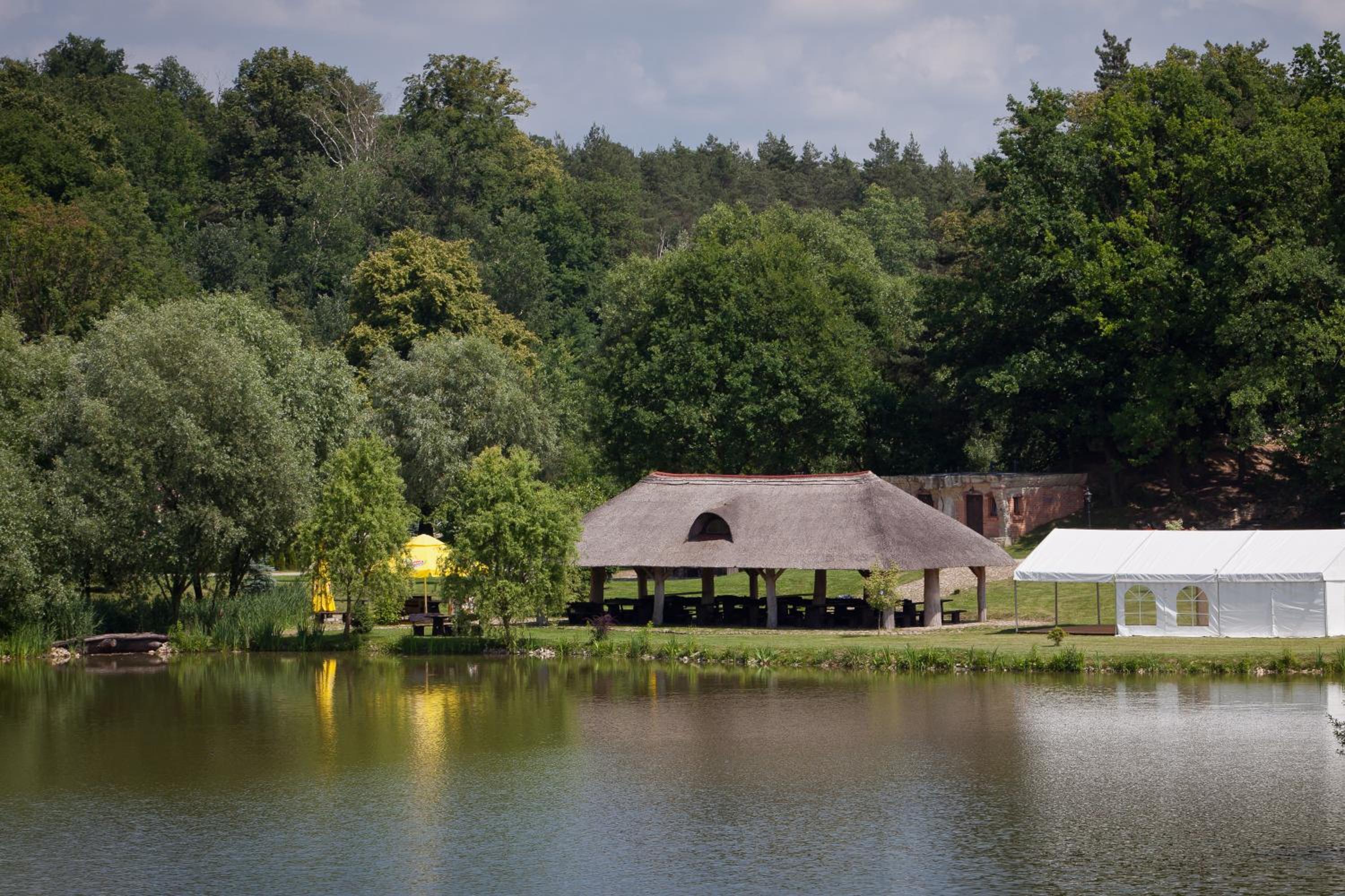 Miłocin Park Centrum Wypoczynkowo-Konferencyjne view 2